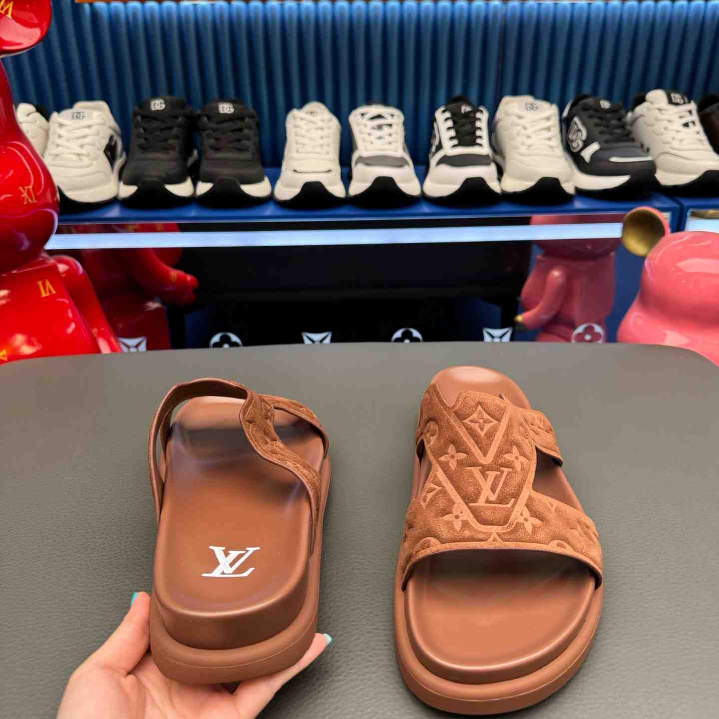Louis Vuitton LV Oasis Mule    - DesignerGu