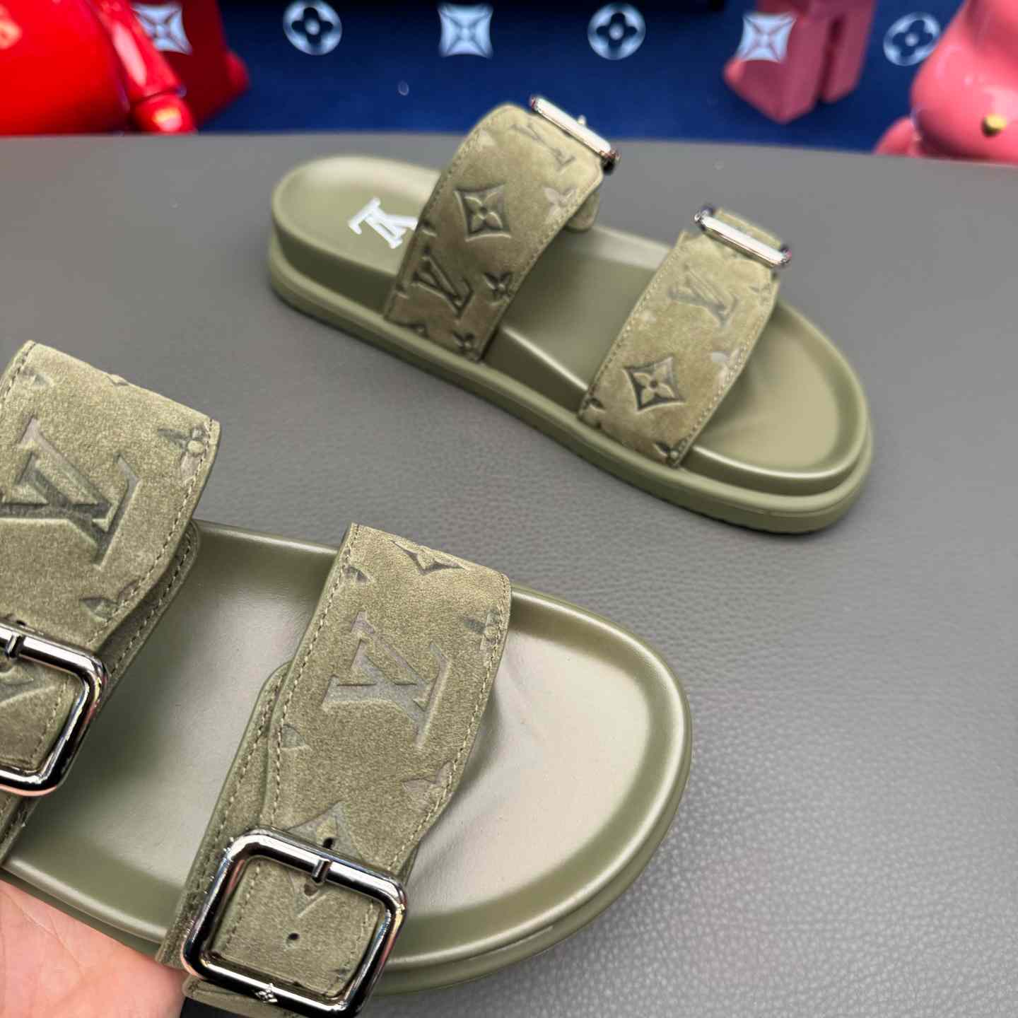 Louis Vuitton LV Venice Mule   - DesignerGu
