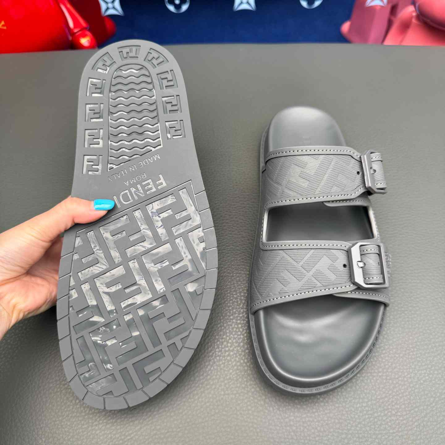 Fendi Feel Logo Sandals - DesignerGu