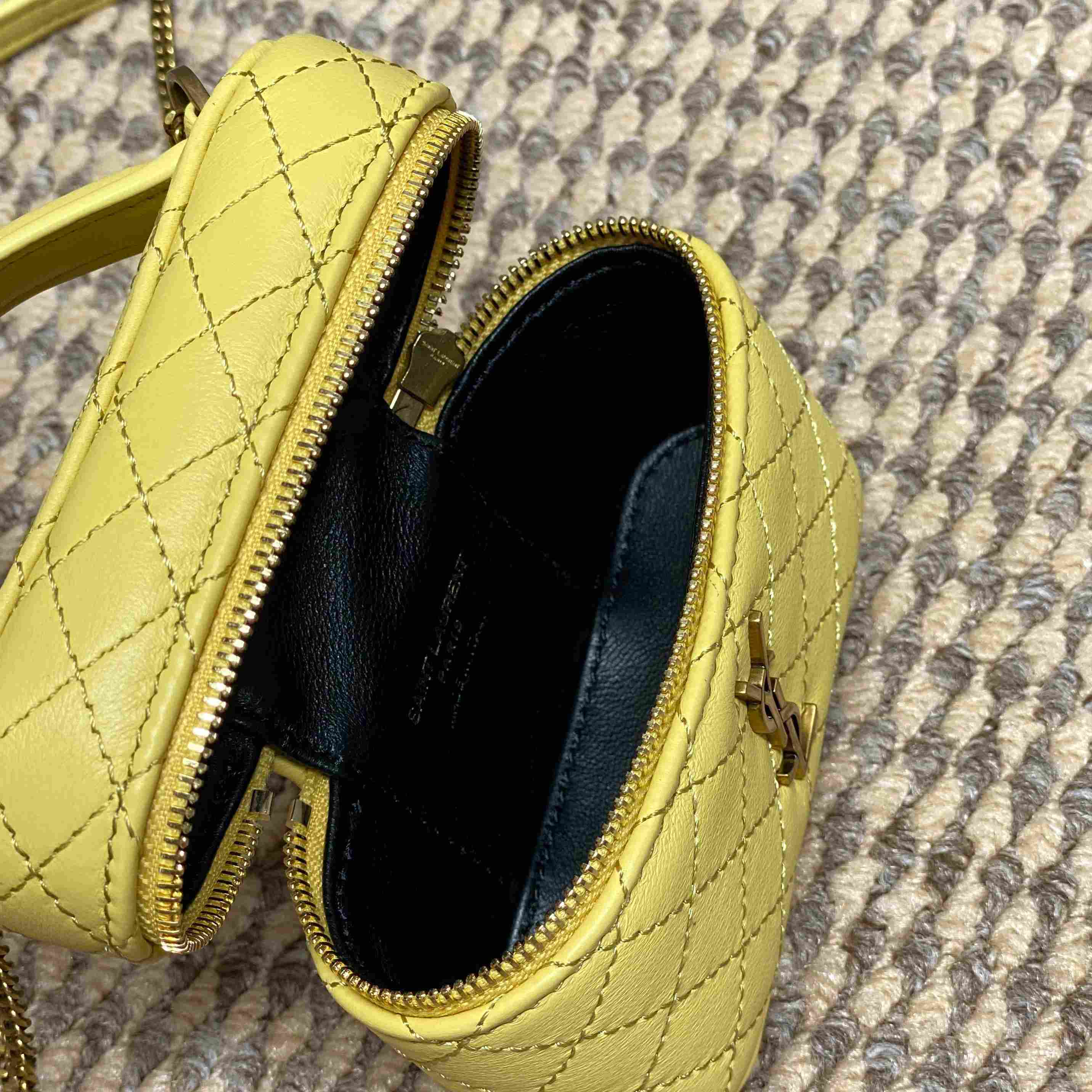 Saint Laurent GABY Micro Vanity Bag In Lambskin - DesignerGu
