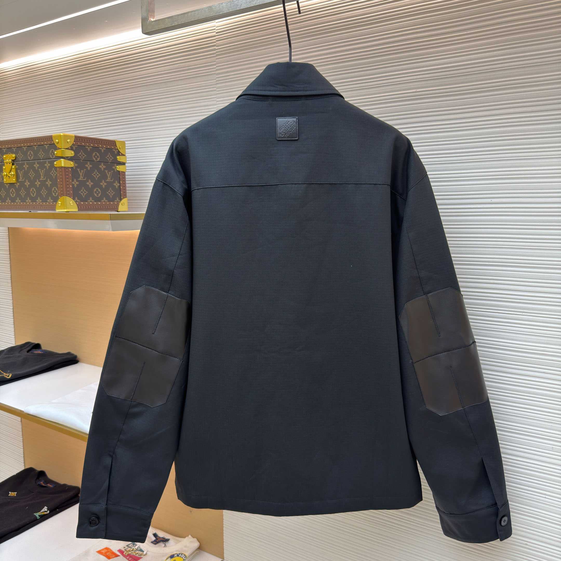 Louis Vuitton Cotton Ripstop Staff Jacket 1AJR64 - DesignerGu
