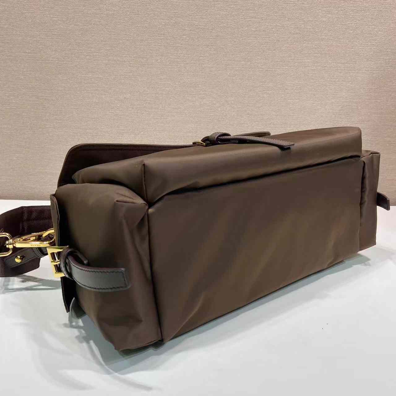 Prada Explore Medium Re-Nylon Shoulder Bag With Flap - DesignerGu