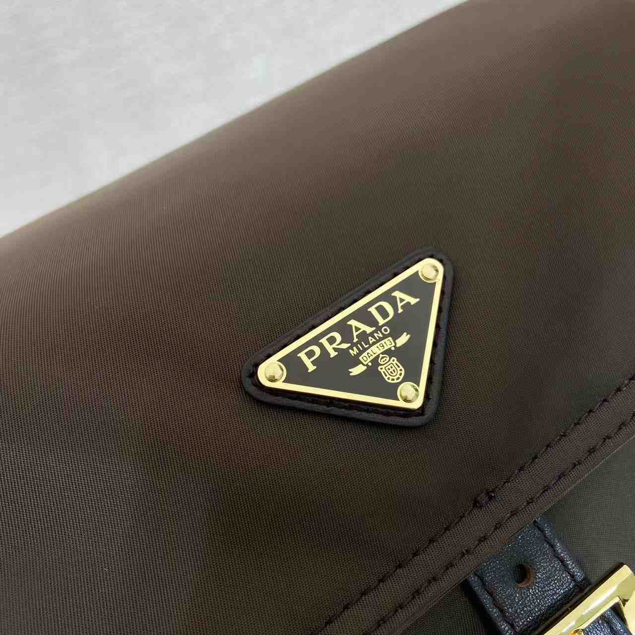 Prada Explore Medium Re-Nylon Shoulder Bag With Flap - DesignerGu