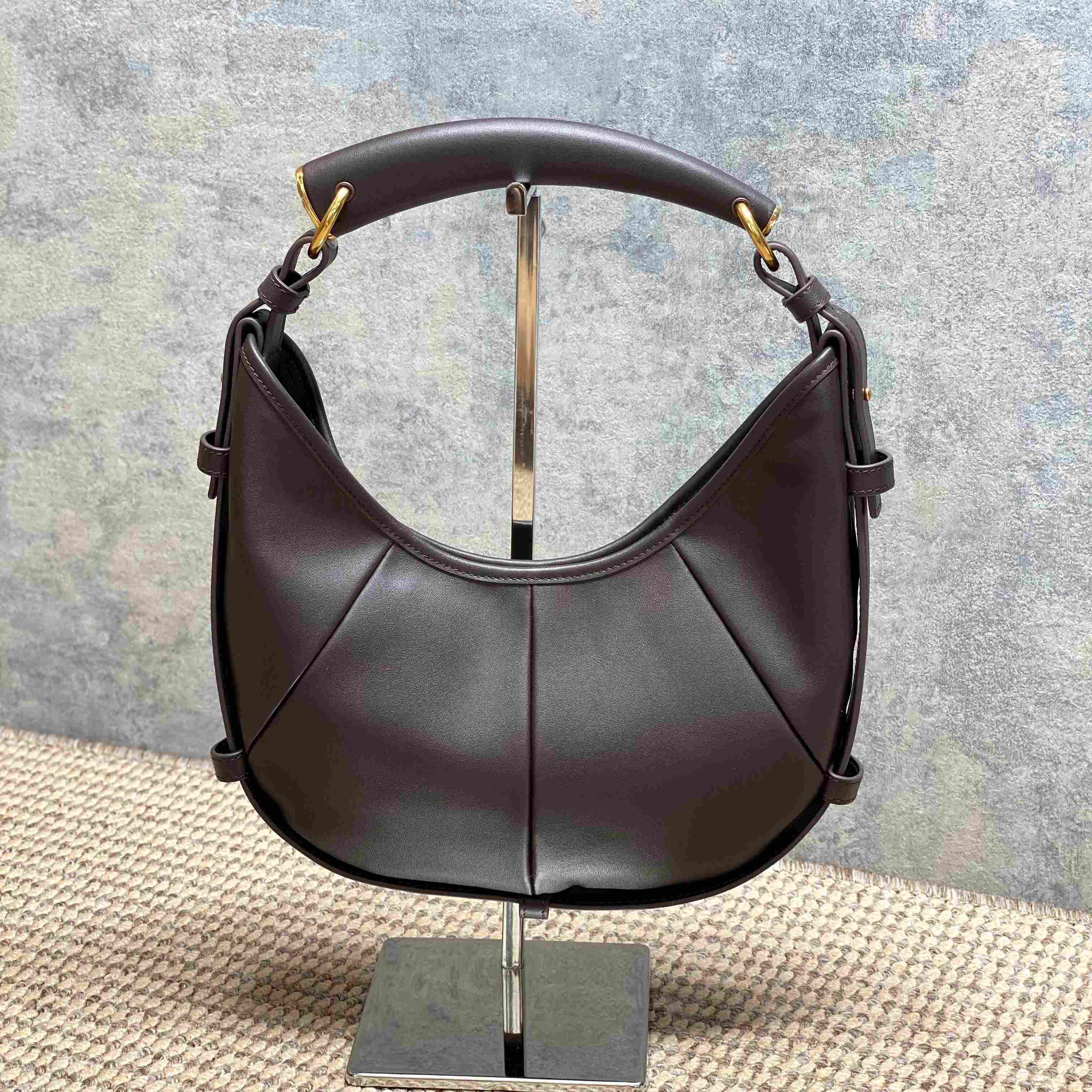 Saint Laurent MOMBASA Small In Leather - DesignerGu