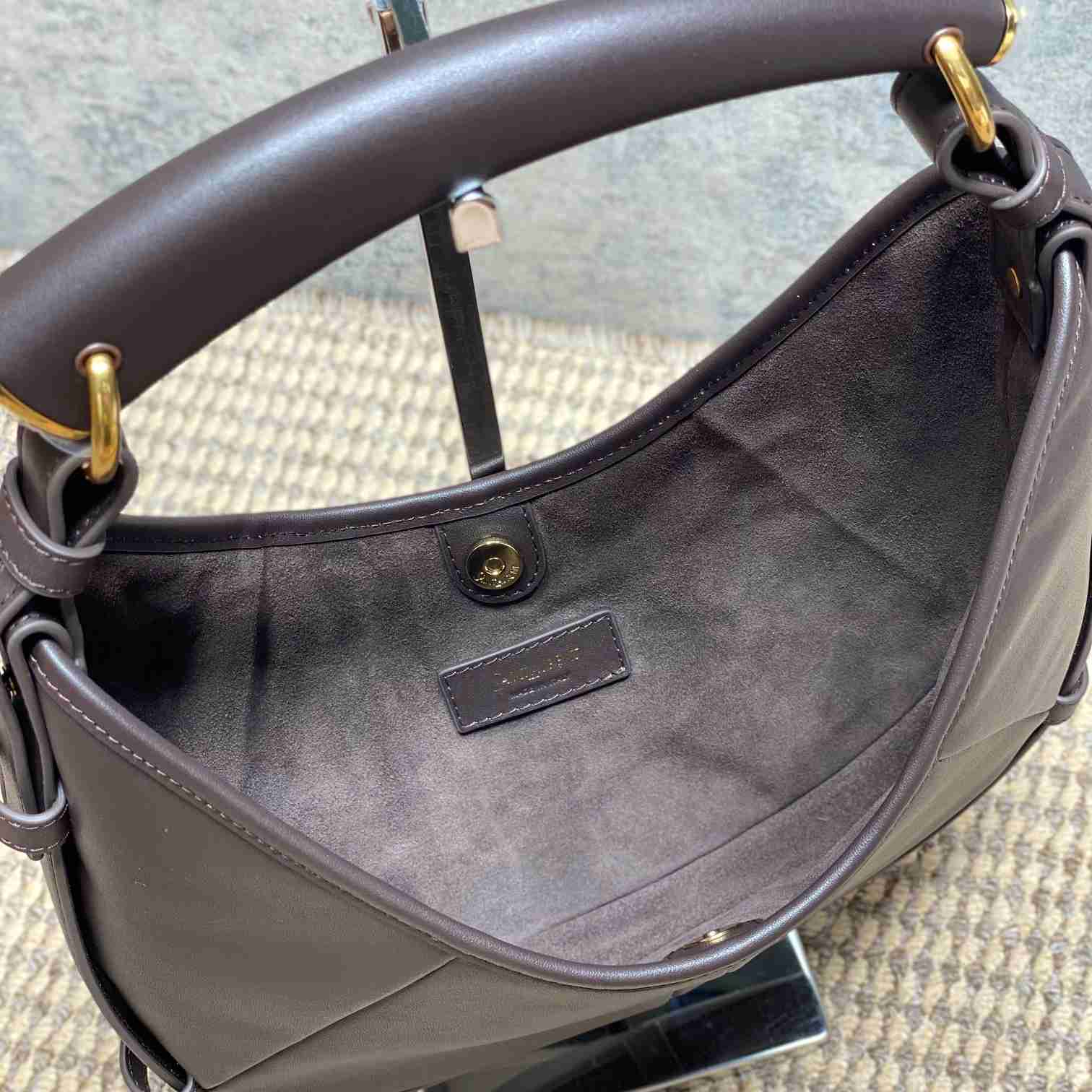 Saint Laurent MOMBASA Small In Leather - DesignerGu