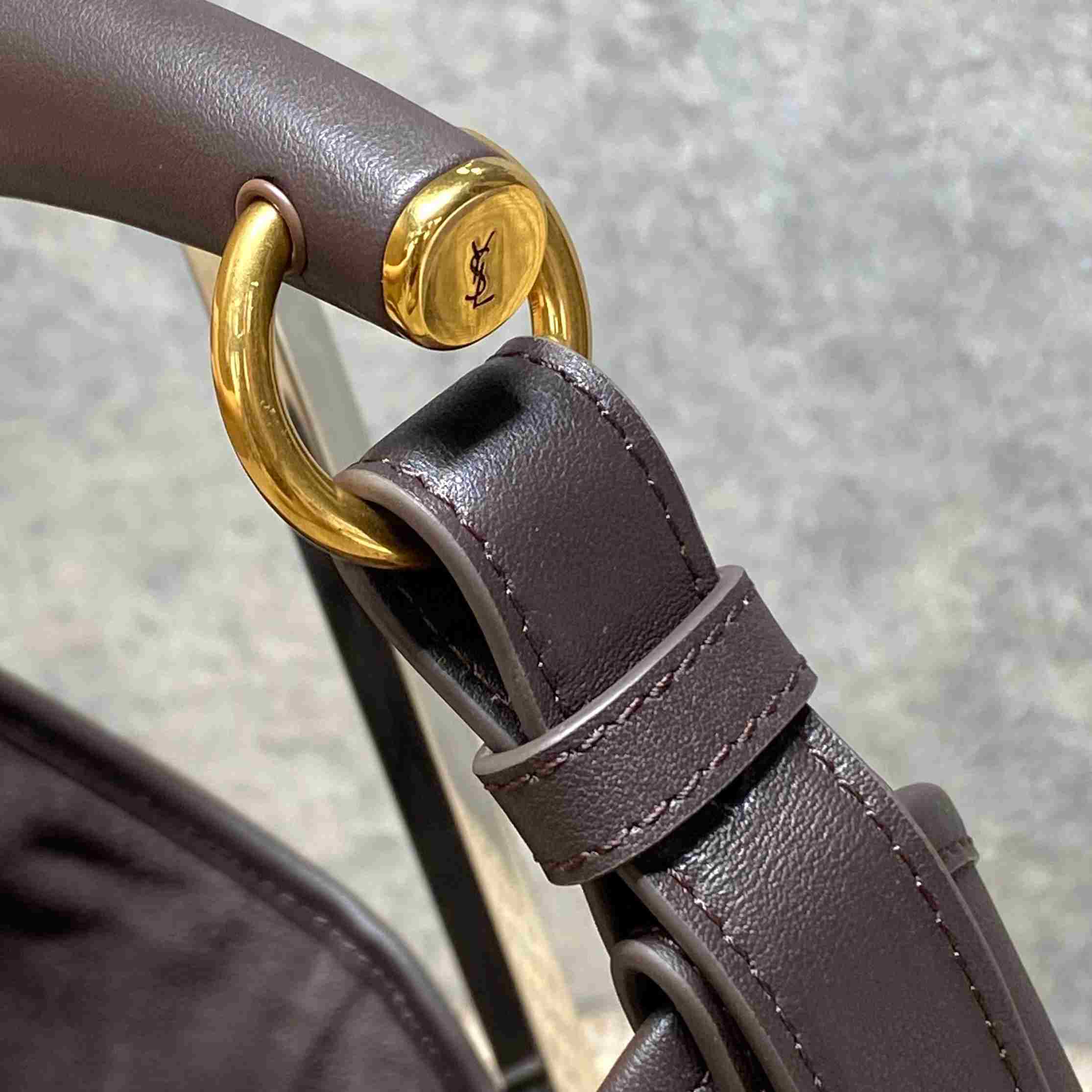 Saint Laurent MOMBASA Small In Leather - DesignerGu