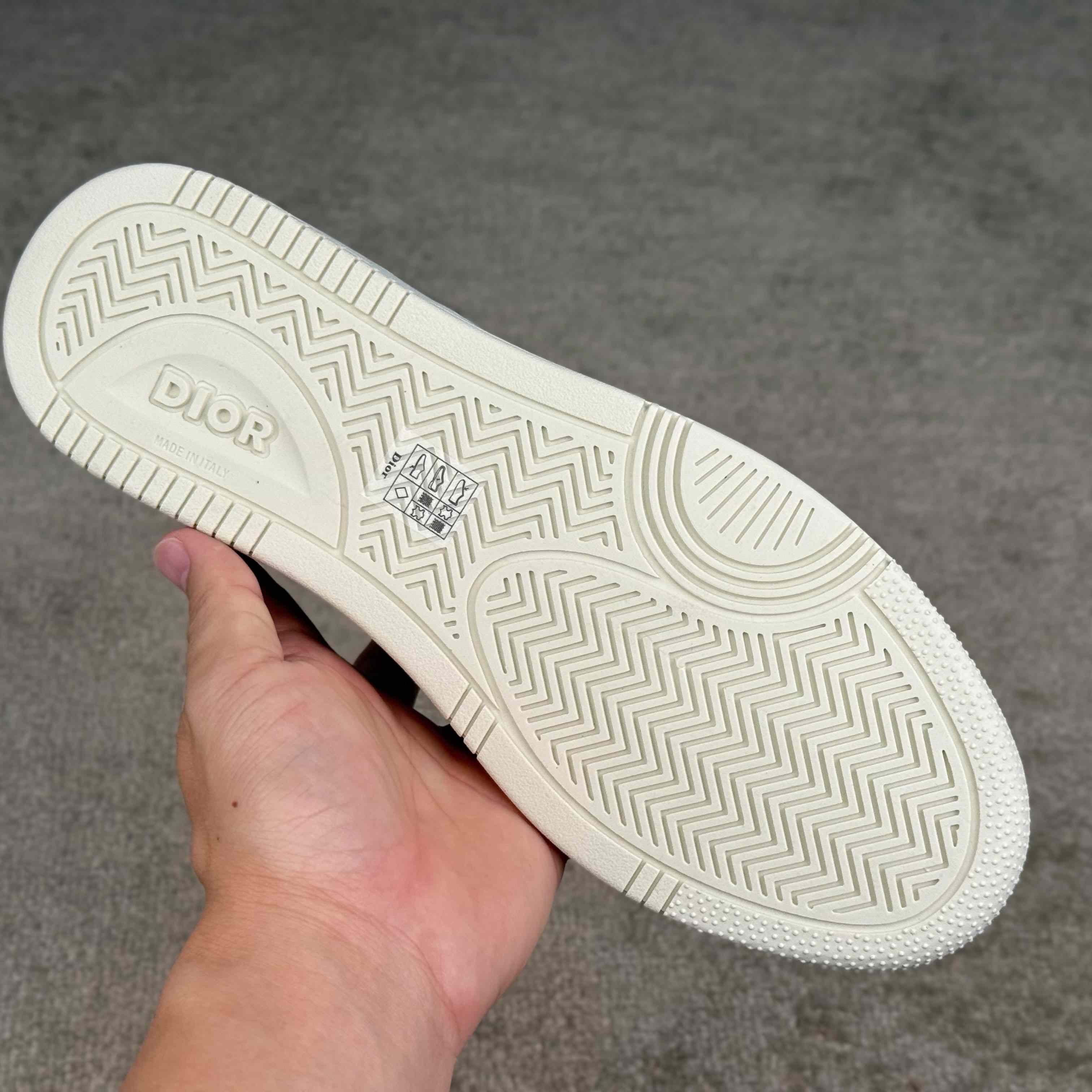 Dior B27 Uptown Low-Top Sneaker   - DesignerGu
