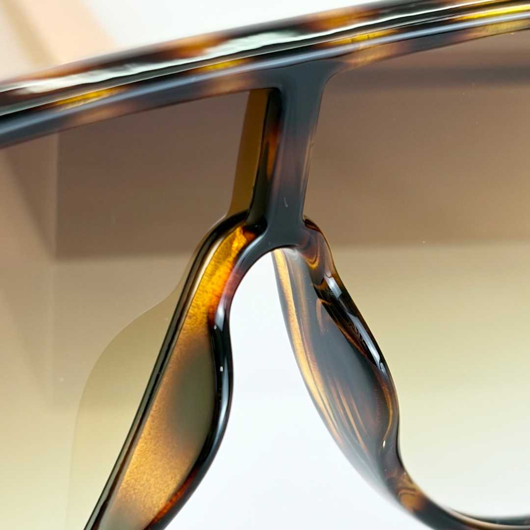 Tom Ford TF1182 Sunglasses - DesignerGu