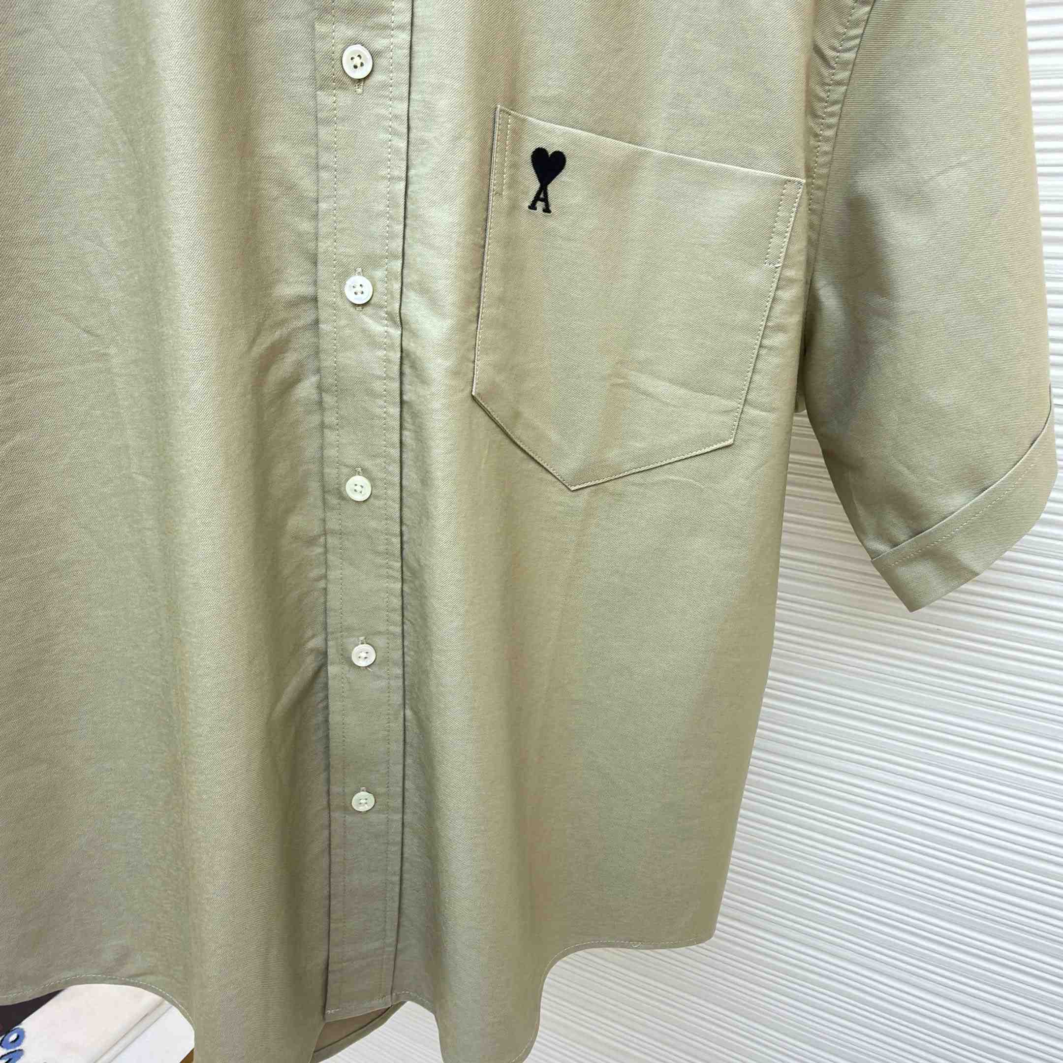 AMI Paris Ami Button-Down Short-Sleeve Shirt - DesignerGu