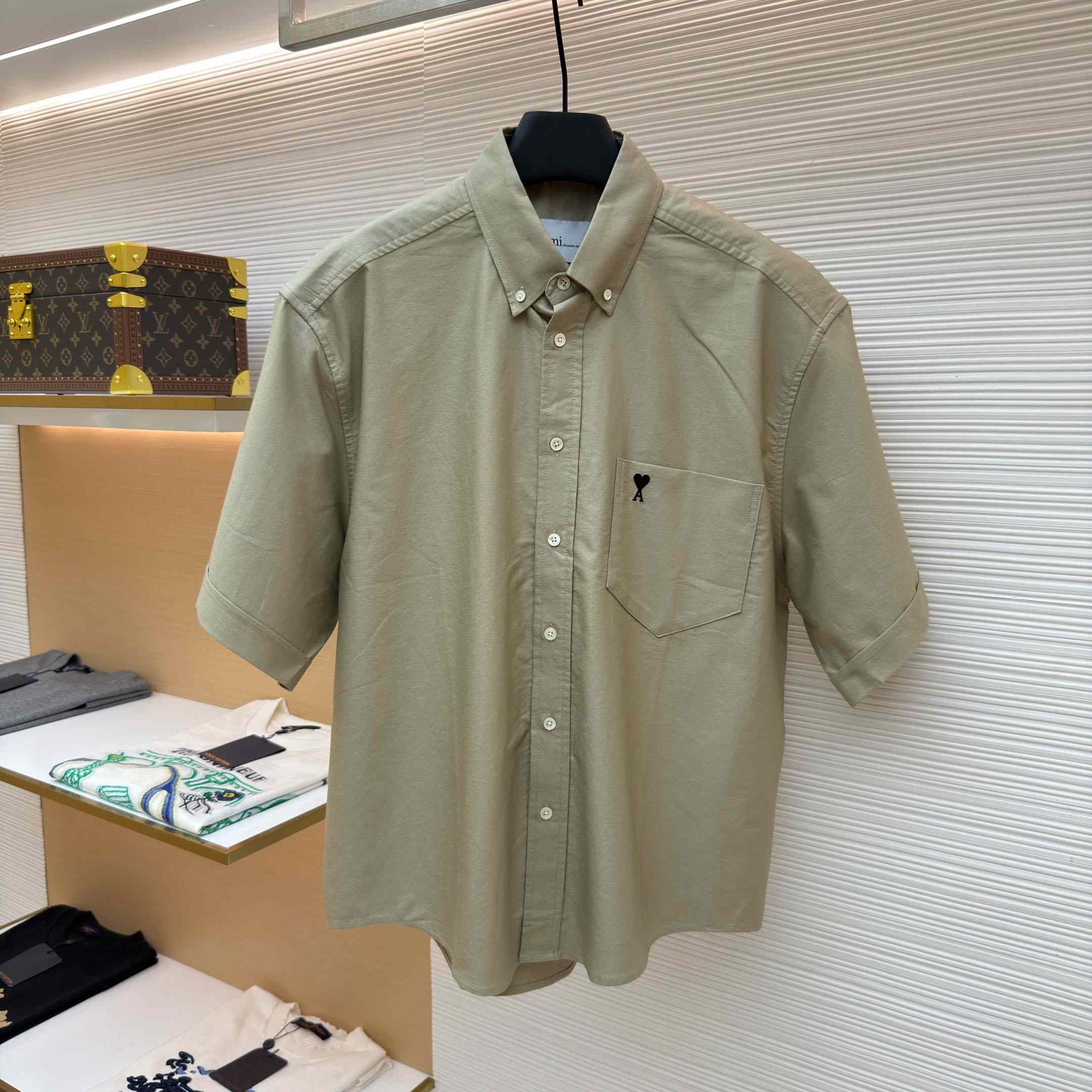 AMI Paris Ami Button-Down Short-Sleeve Shirt - DesignerGu