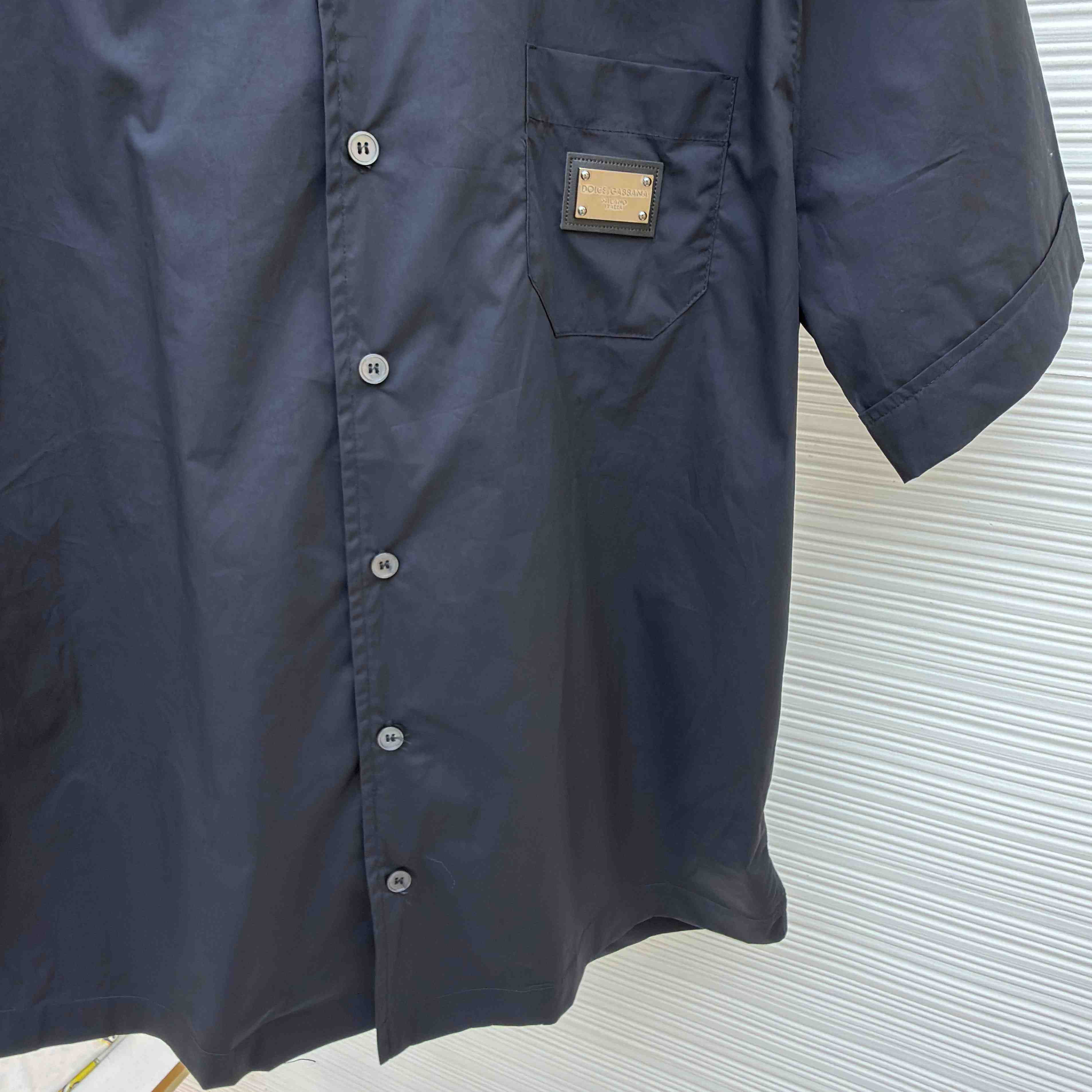 Dolce & Gabbana Logo Plaque Cotton Short Sleeved Shirt - DesignerGu