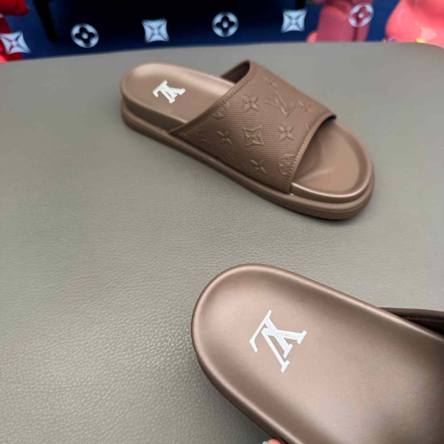 Louis Vuitton Miami Mule  - DesignerGu
