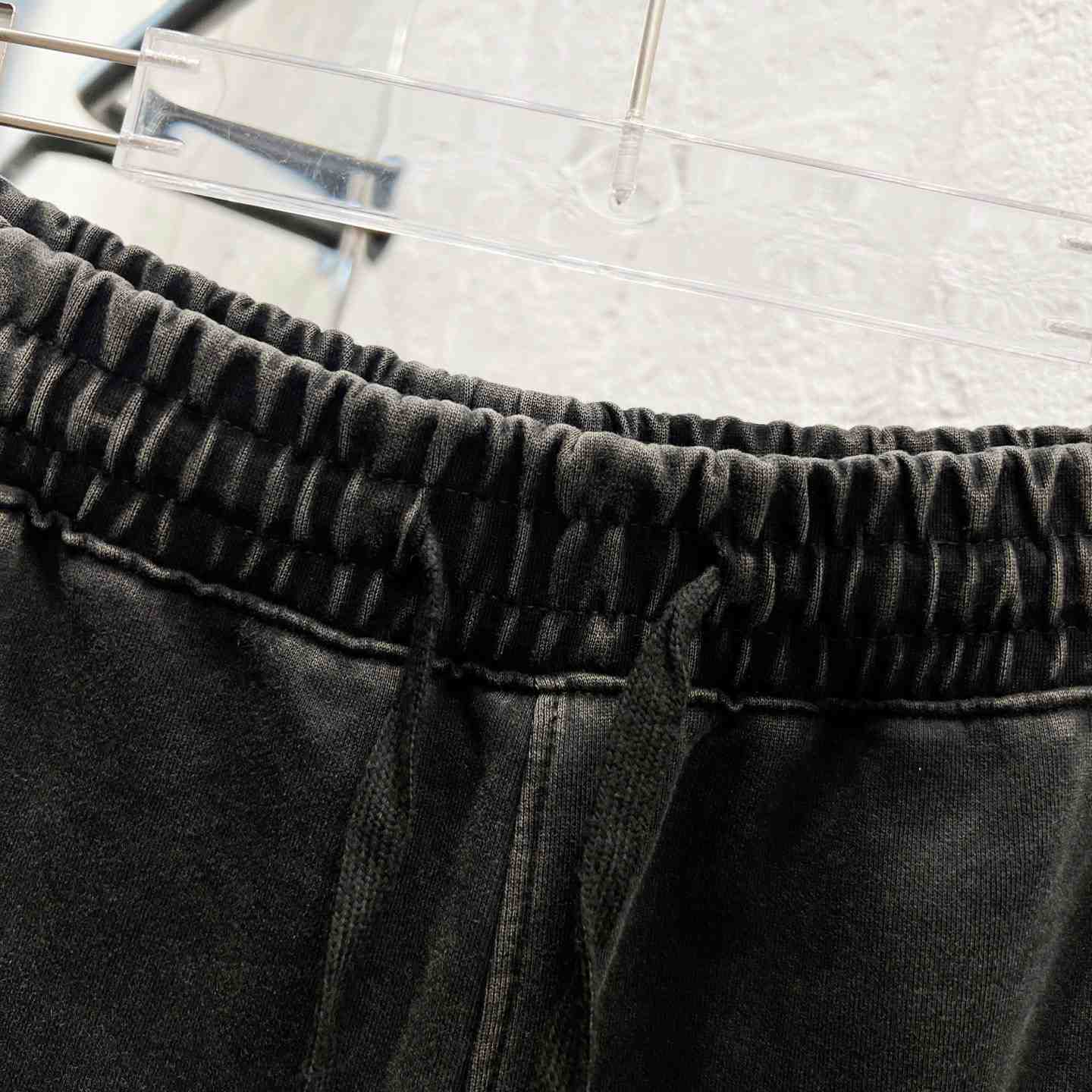 Prada Shorts    - DesignerGu