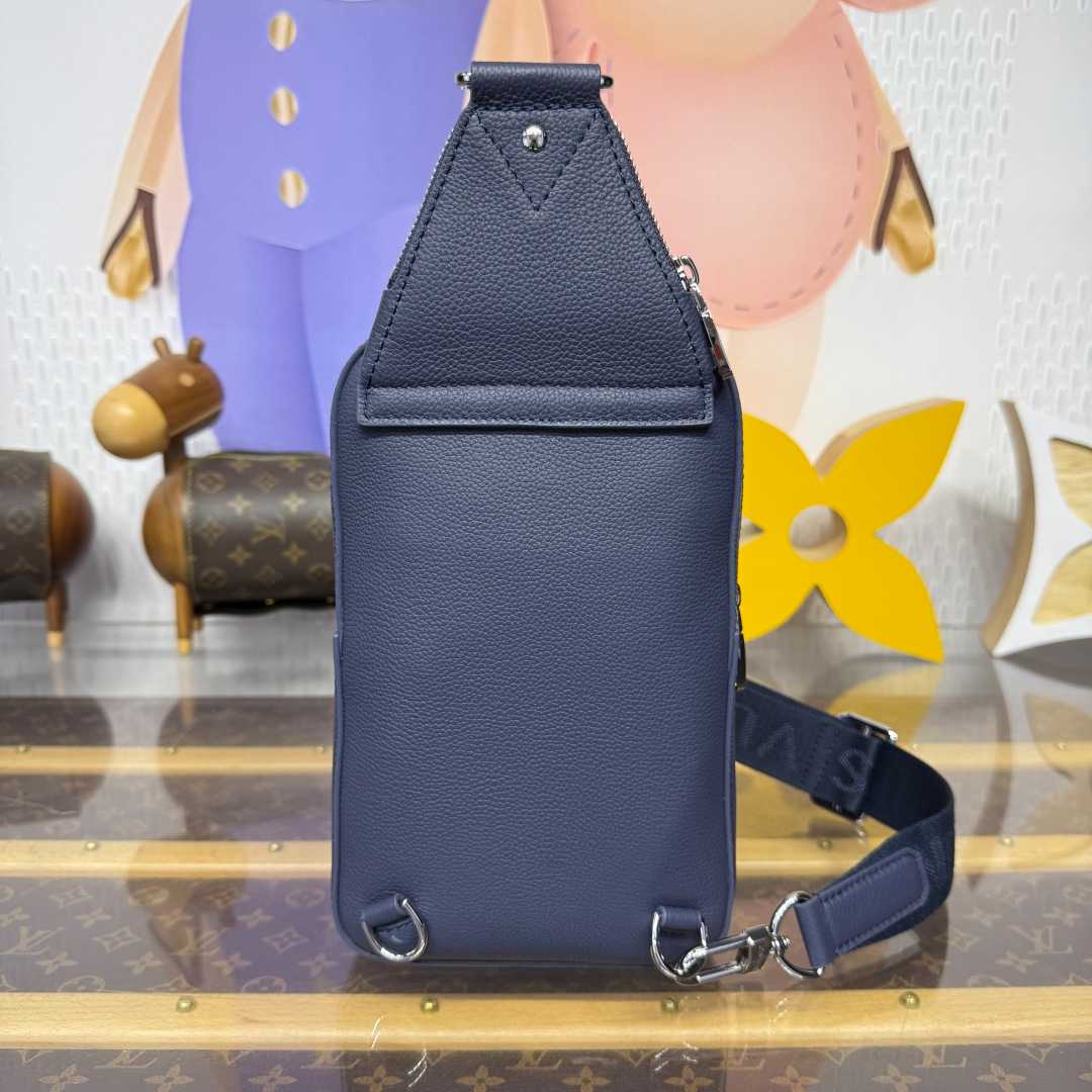 Louis Vuitton Avenue Slingbag PM   M15269 - DesignerGu