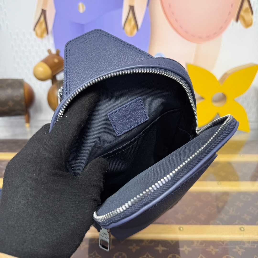 Louis Vuitton Avenue Slingbag PM   M15269 - DesignerGu