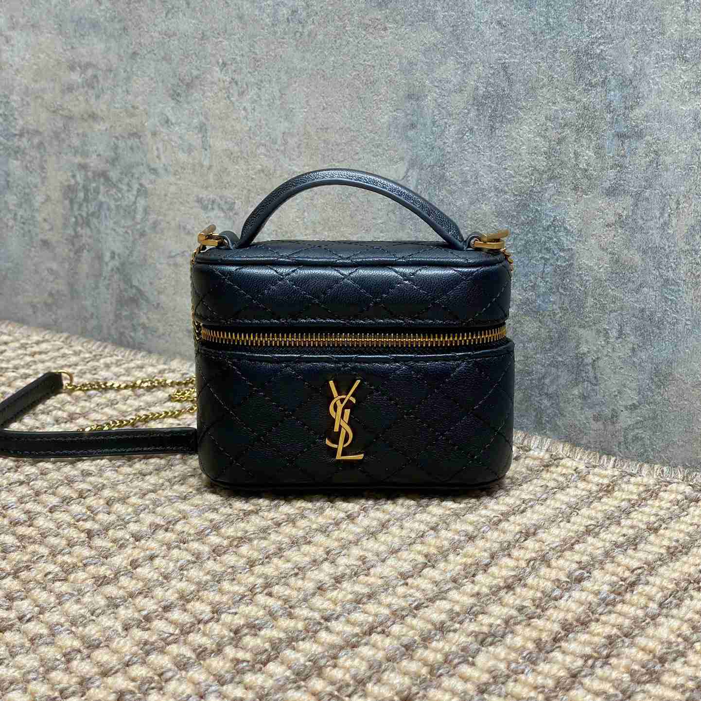 Saint Laurent GABY Micro Vanity Bag In Lambskin - DesignerGu