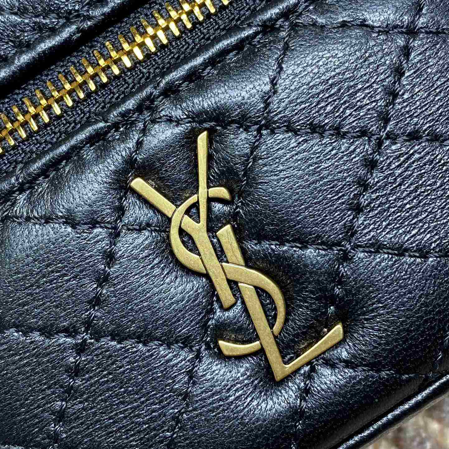 Saint Laurent GABY Micro Vanity Bag In Lambskin - DesignerGu