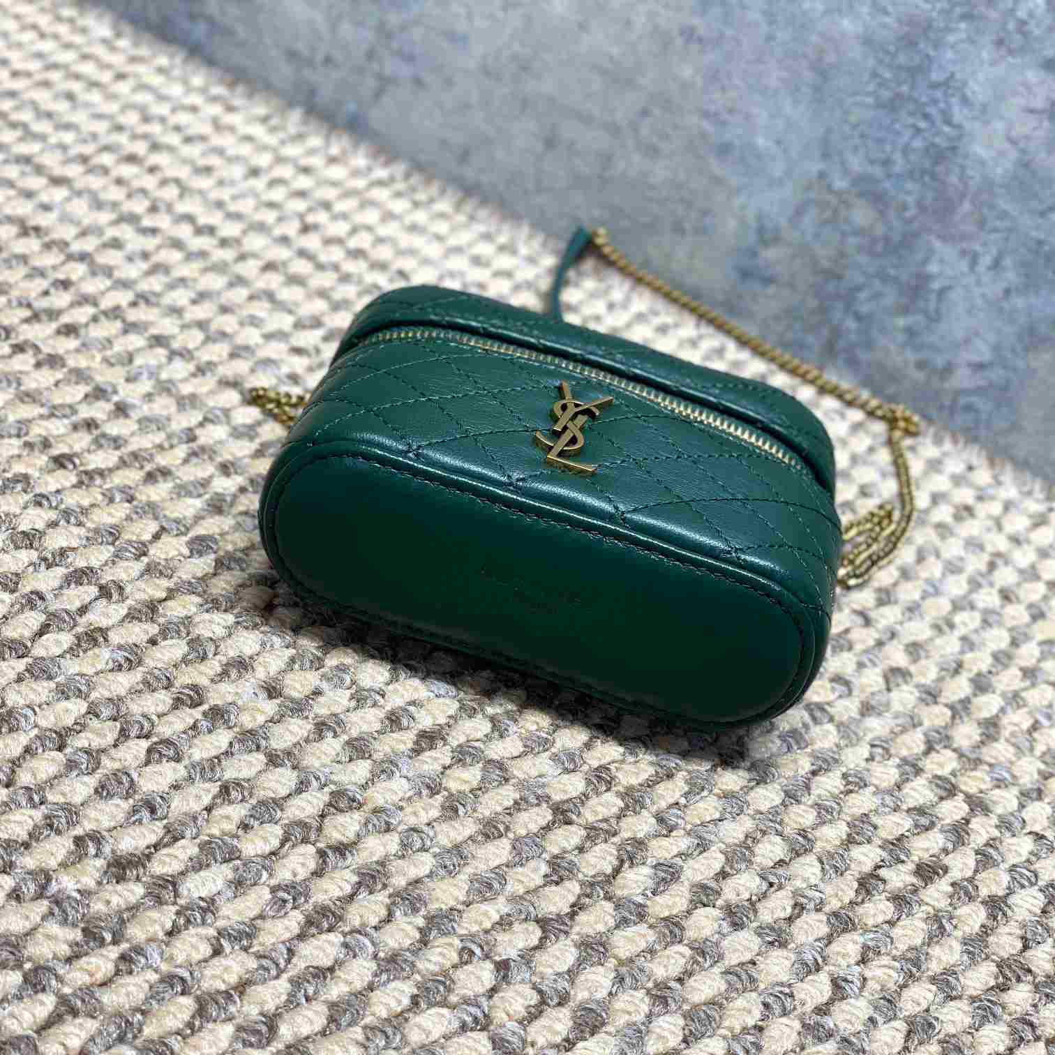 Saint Laurent GABY Micro Vanity Bag In Lambskin - DesignerGu