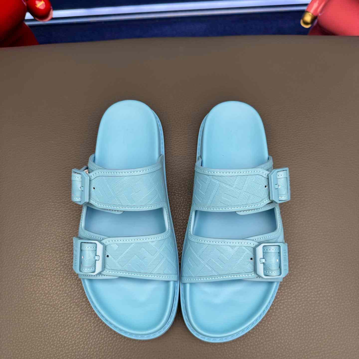 Fendi Feel Logo Sandals - DesignerGu
