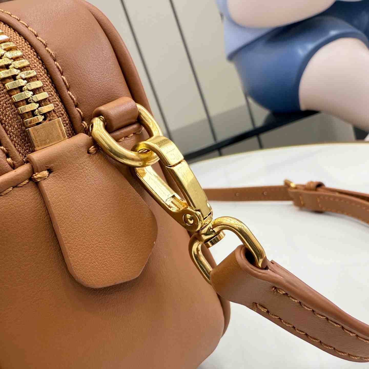 Miu Miu Arcadie Leather Bag 5BB123 - DesignerGu