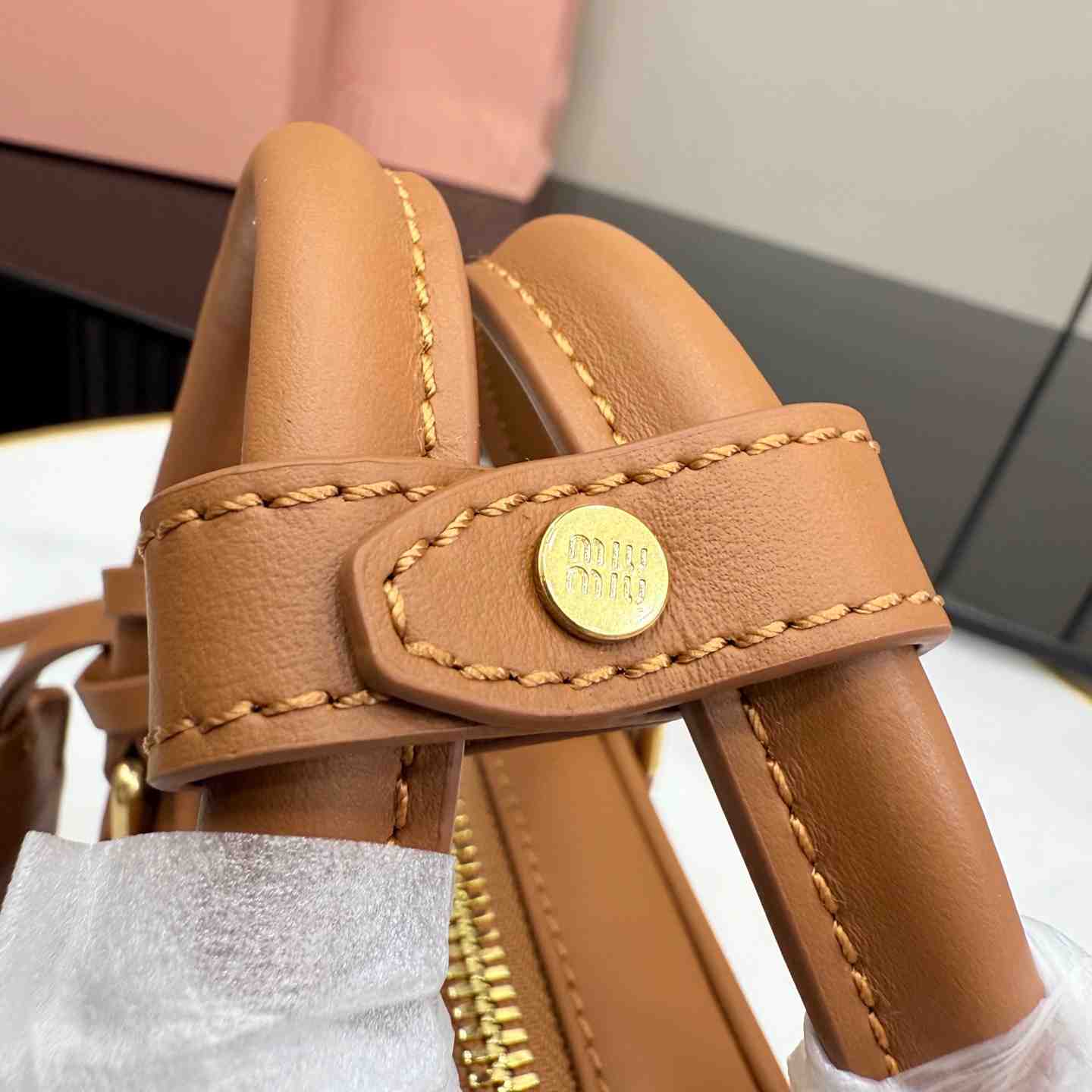 Miu Miu Arcadie Leather Bag 5BB123 - DesignerGu