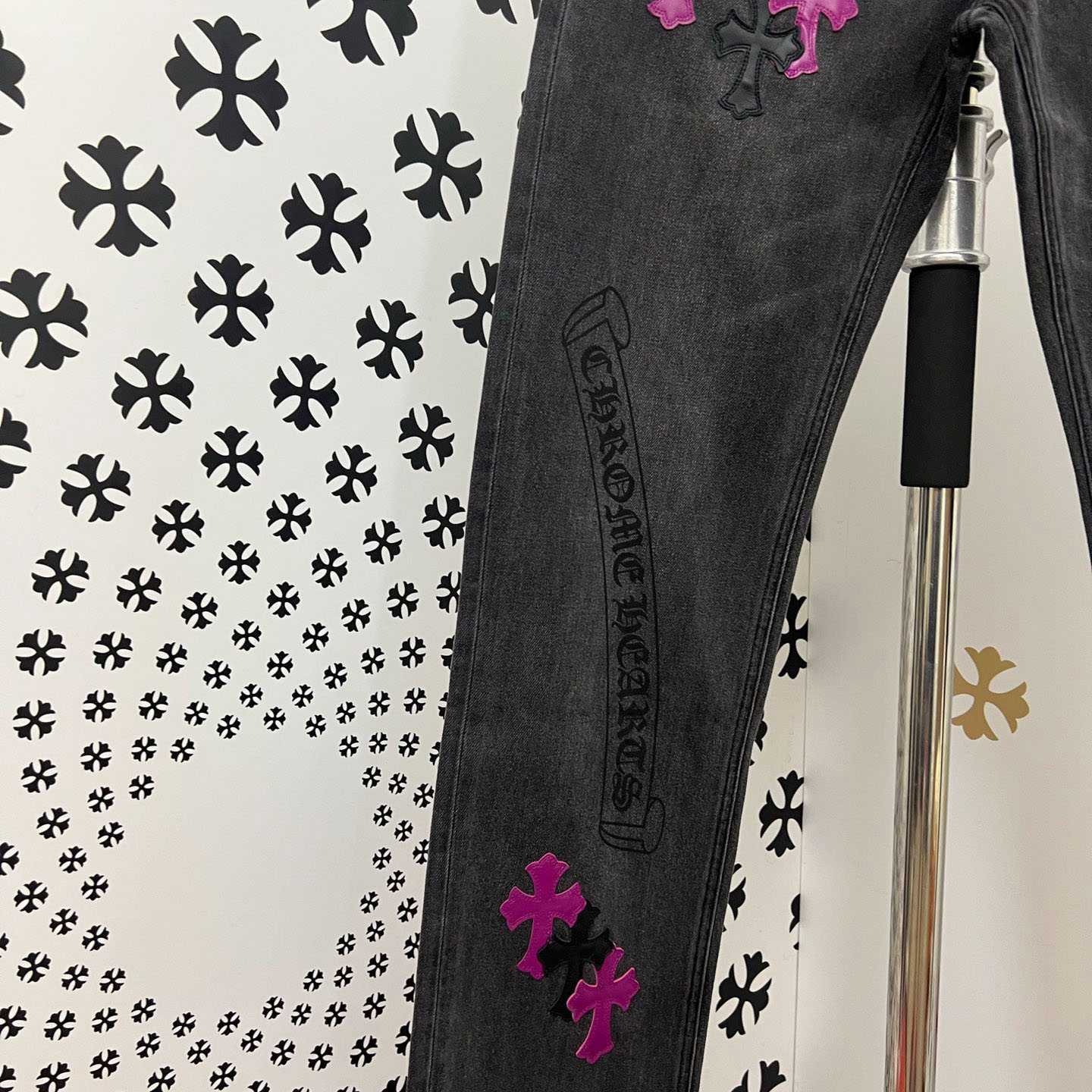 Chrome Hearts Jeans - DesignerGu