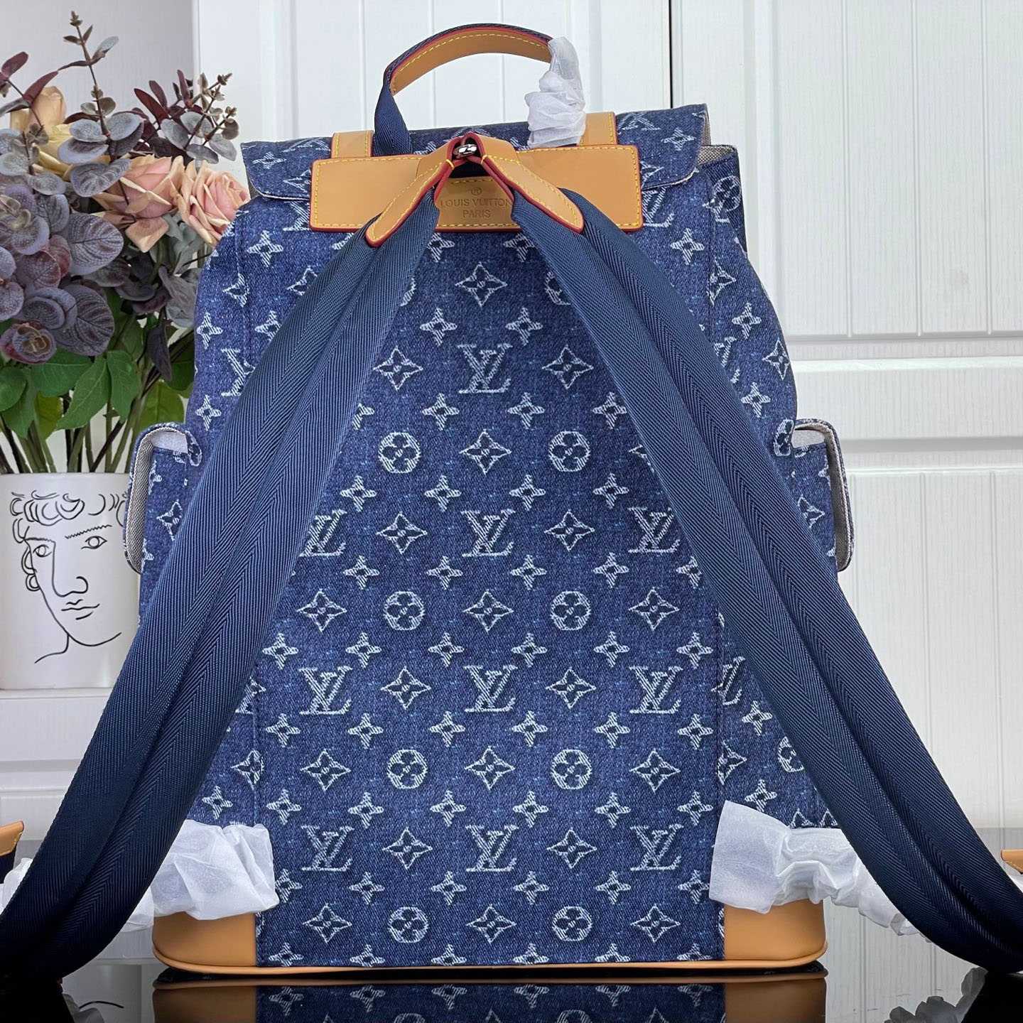  Louis Vuitton Christopher MM     M27554 - DesignerGu
