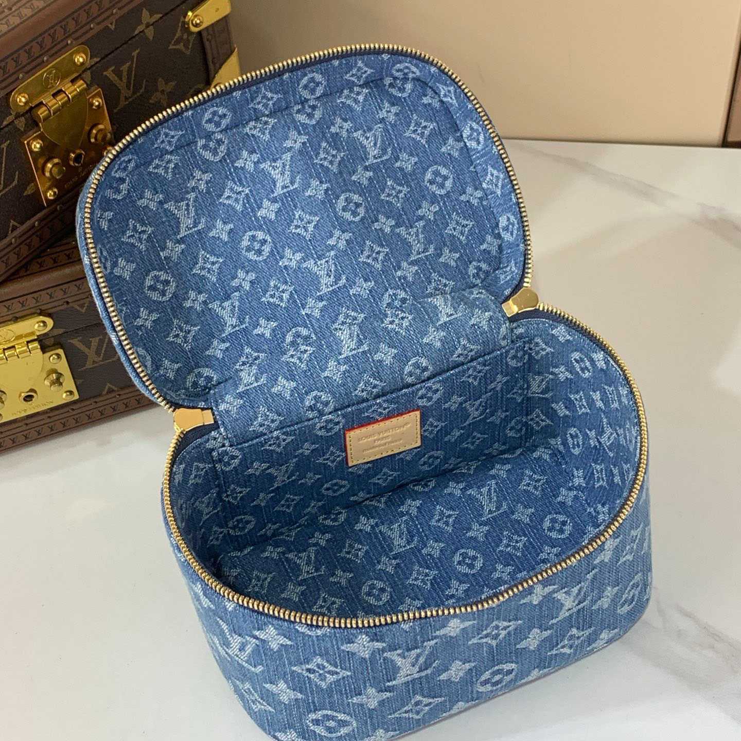 Louis Vuitton Nice Mini M27946 - DesignerGu