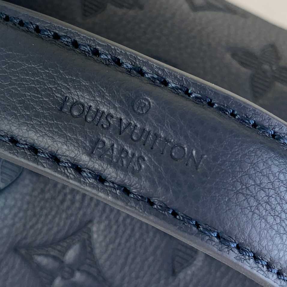 Louis Vuitton Rush Bumbag M14784 - DesignerGu