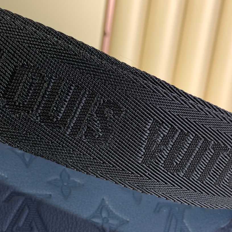 Louis Vuitton Rush Bumbag M14784 - DesignerGu
