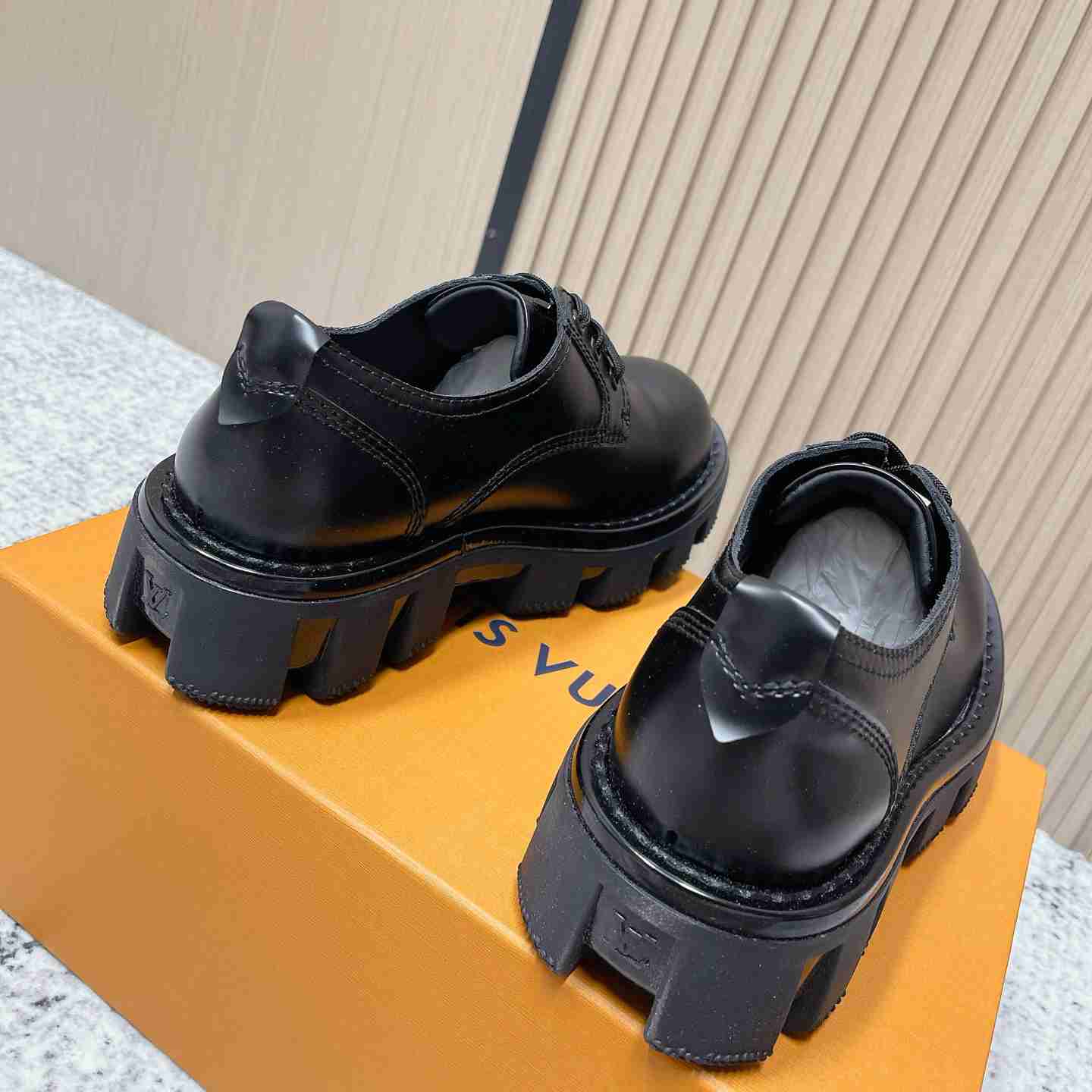 Louis Vuitton LV Checker Derby 1ACWSU - DesignerGu