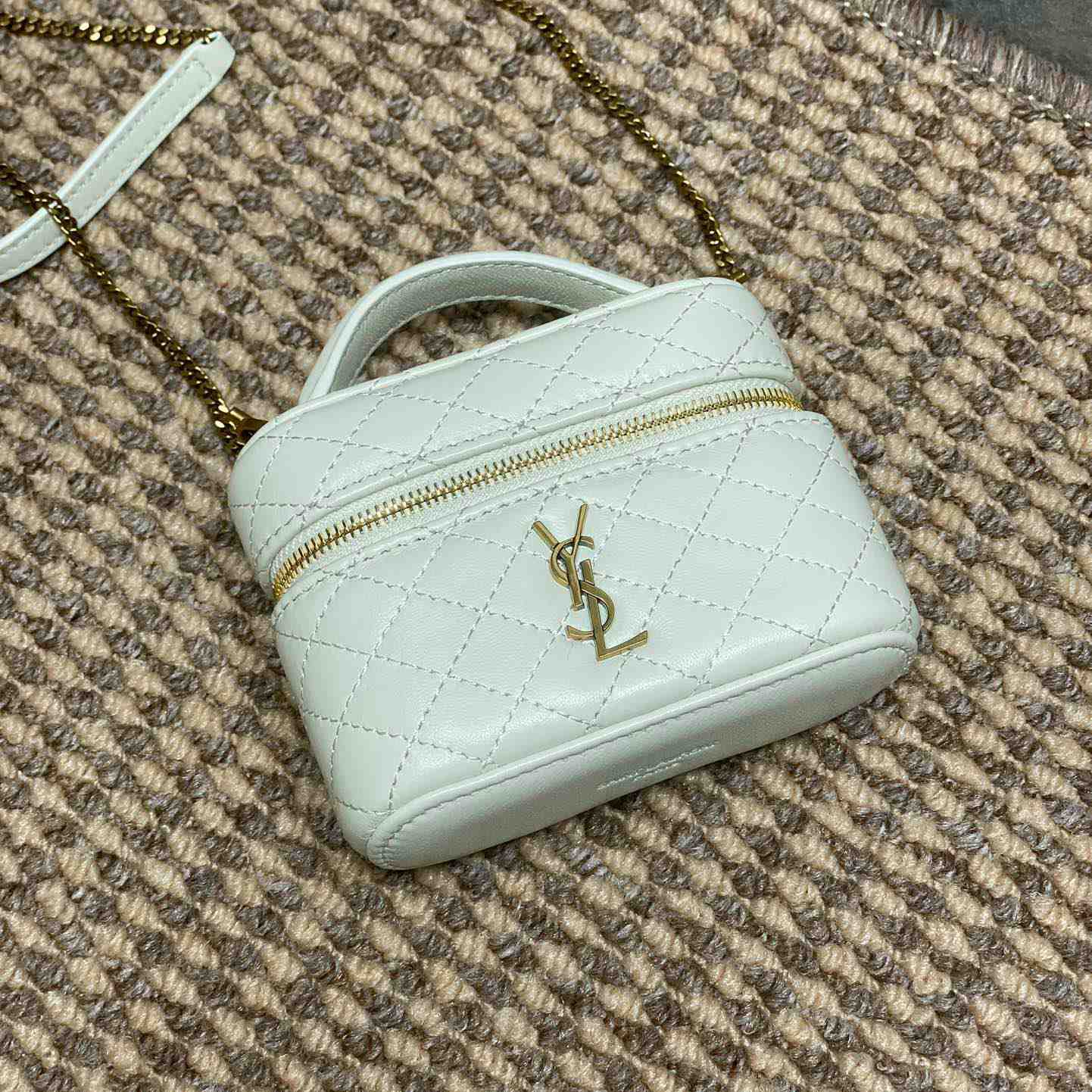 Saint Laurent GABY Micro Vanity Bag In Lambskin - DesignerGu