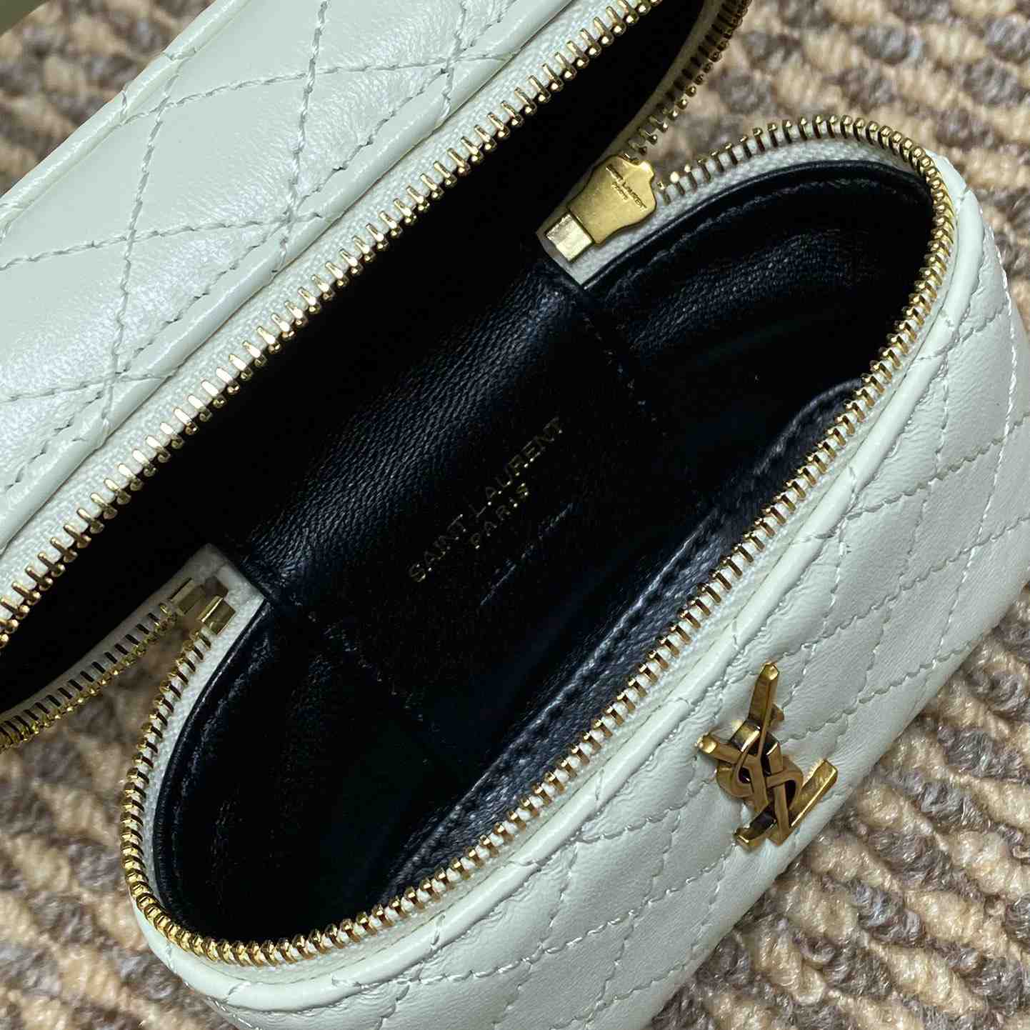 Saint Laurent GABY Micro Vanity Bag In Lambskin - DesignerGu
