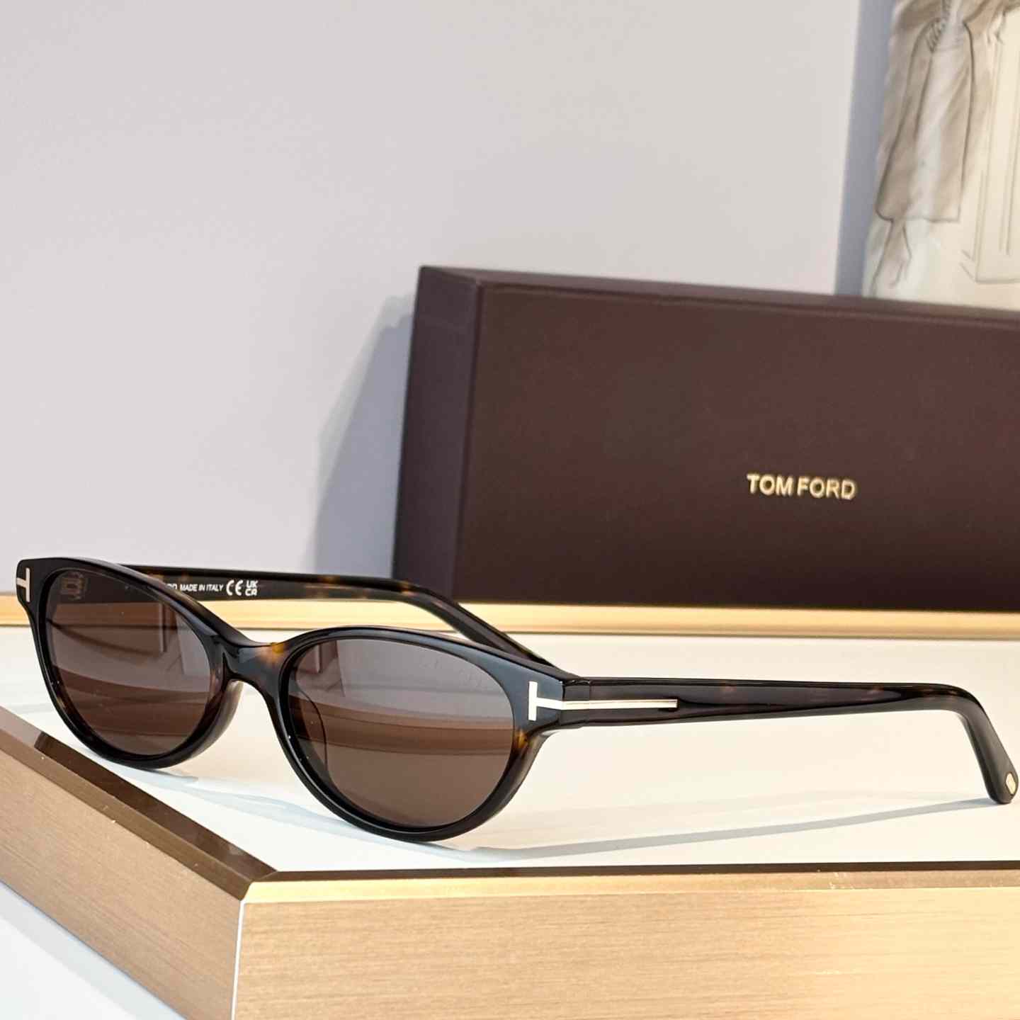 Tom Ford TF1310 Sunglasses - DesignerGu