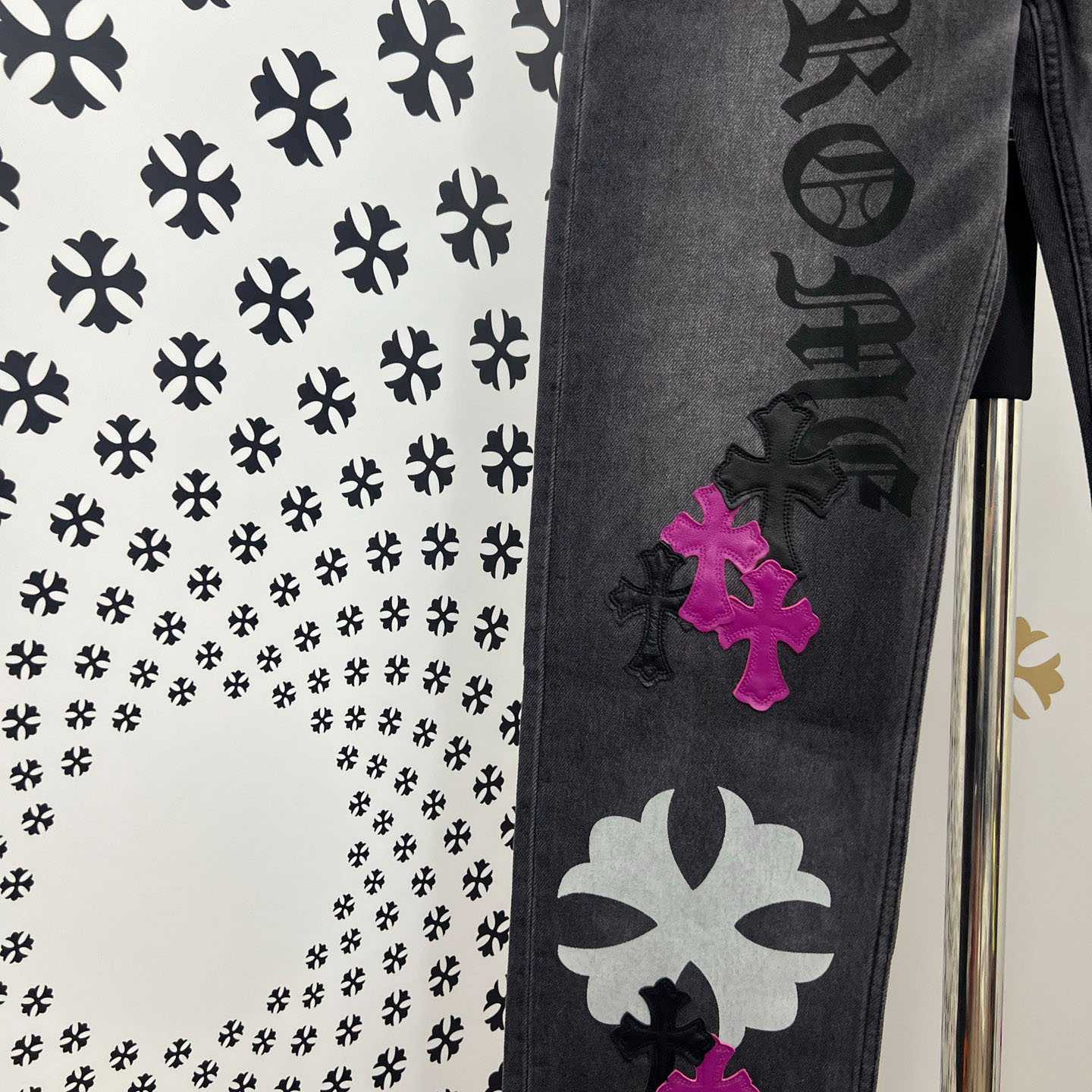 Chrome Hearts Jeans - DesignerGu