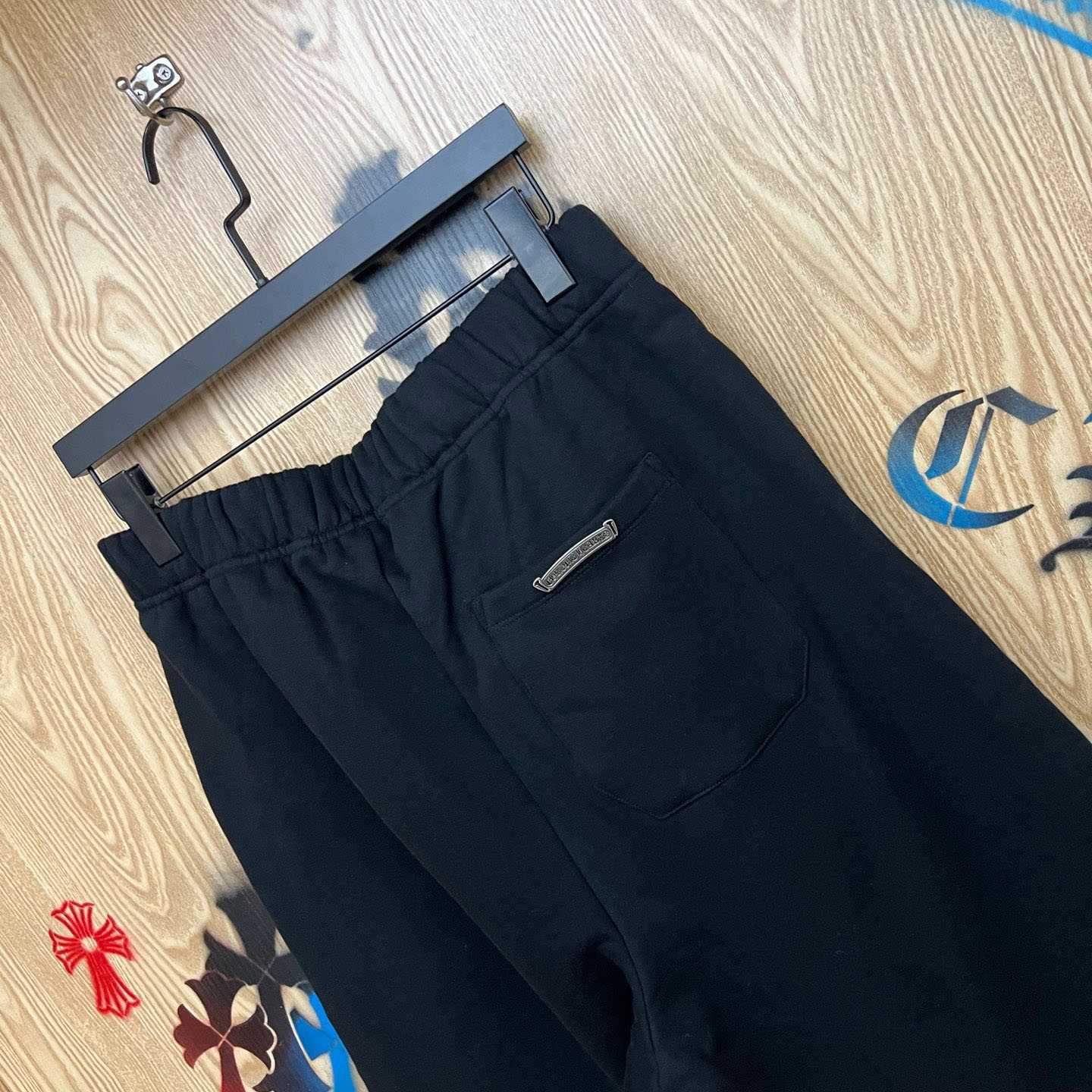 Chrome Hearts Cross Patch Sweatshorts - DesignerGu