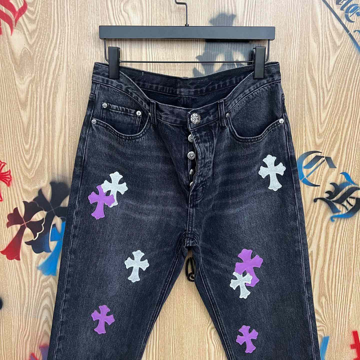 Chrome Hearts Levi’s Cross Patch Jeans - DesignerGu