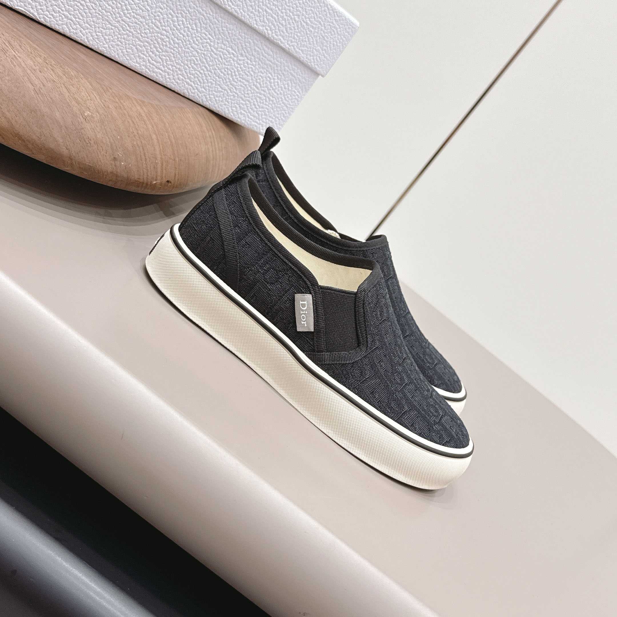 Dior Saltwind Slip-On Sneaker - DesignerGu