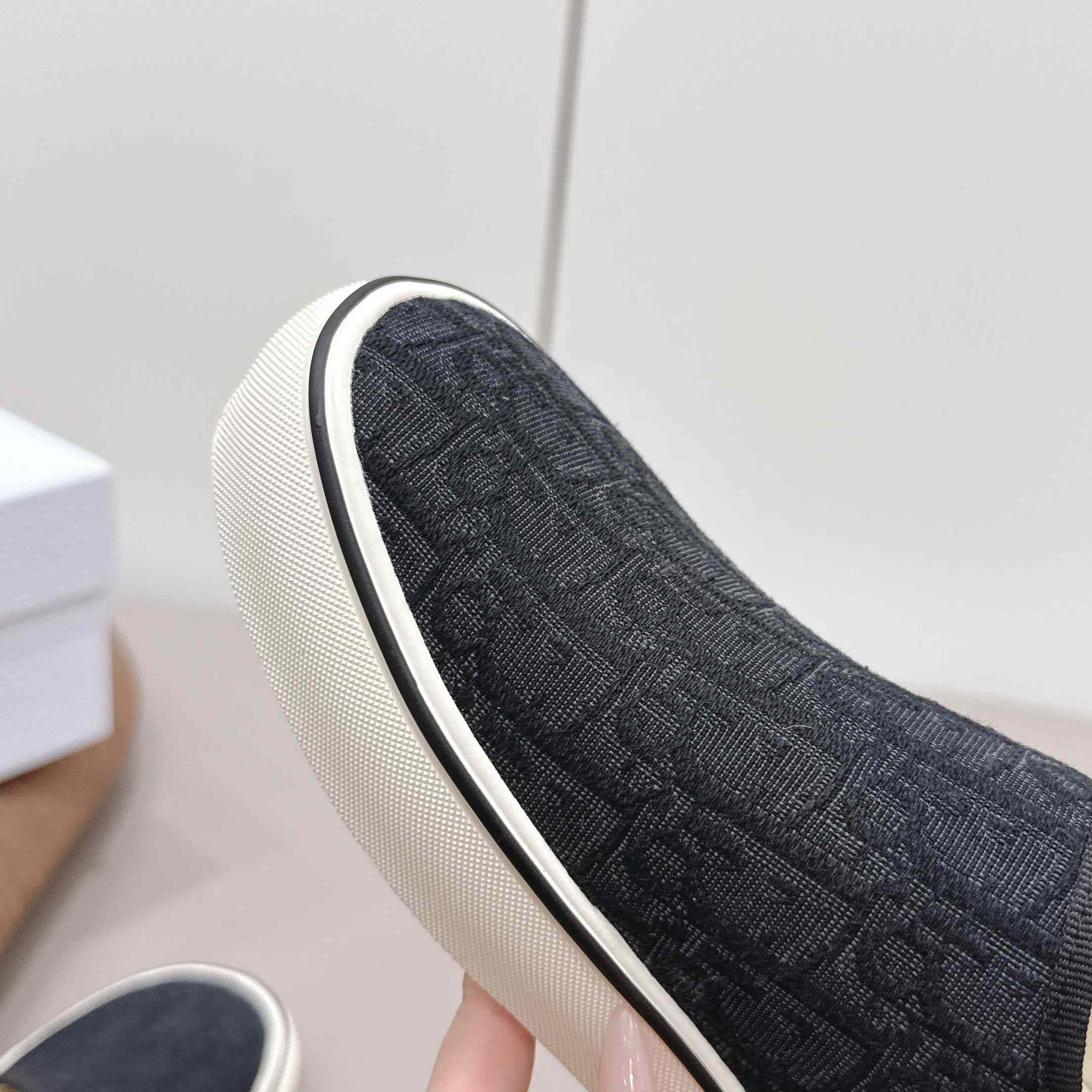 Dior Saltwind Slip-On Sneaker - DesignerGu