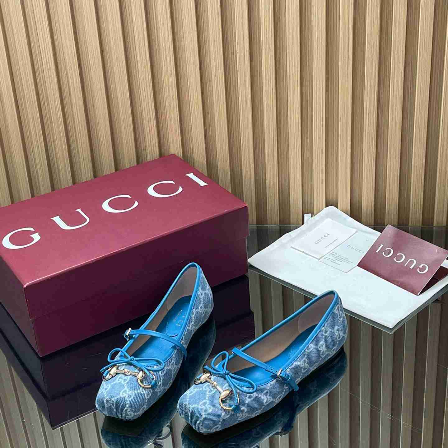 Gucci Women's Gucci Horsebit Ballet Flat - DesignerGu