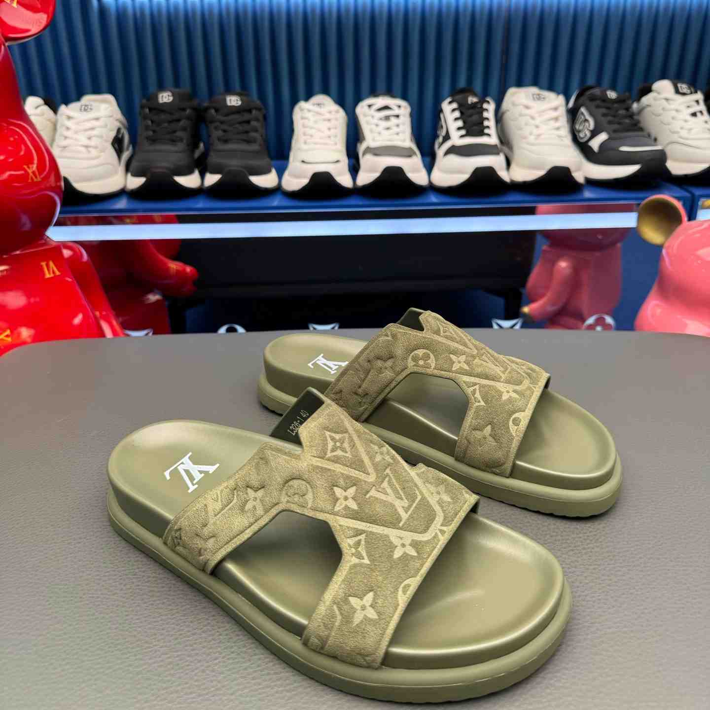 Louis Vuitton LV Oasis Mule    - DesignerGu