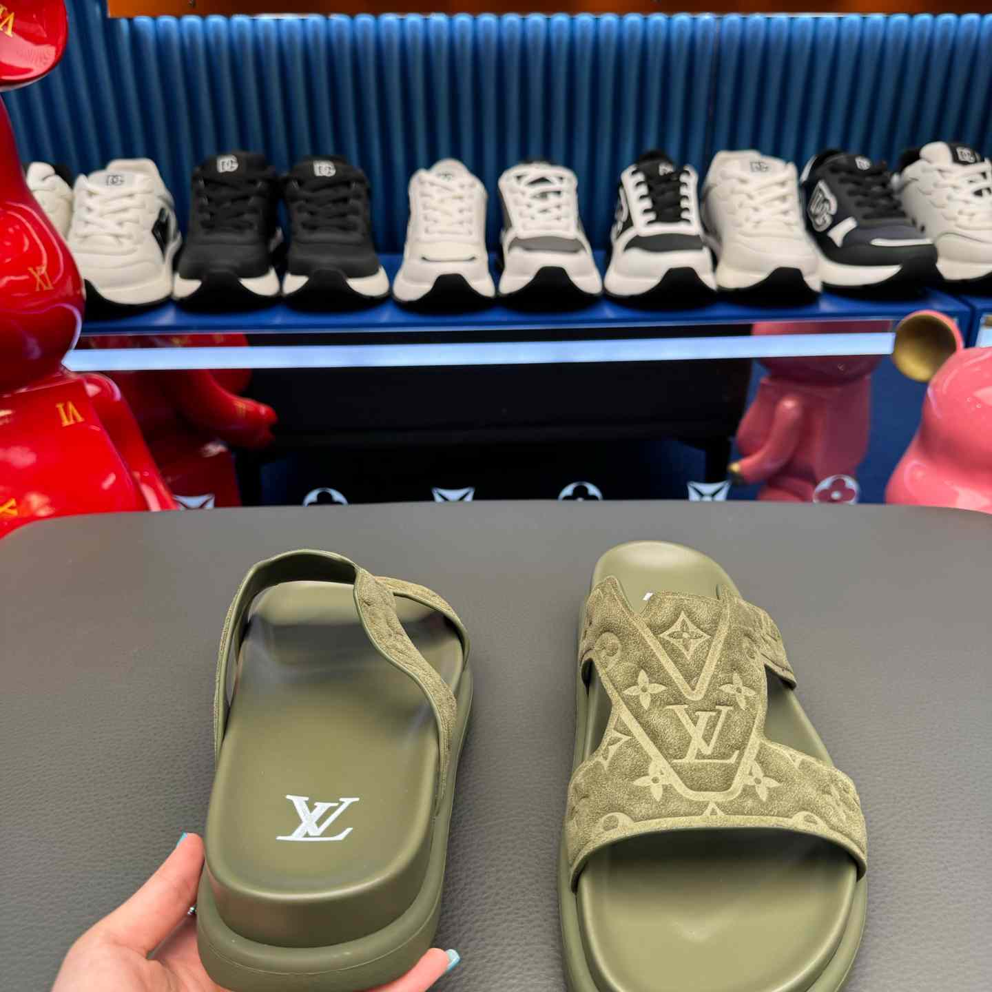 Louis Vuitton LV Oasis Mule    - DesignerGu