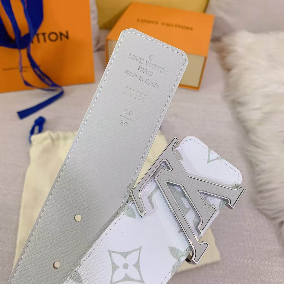 Louis Vuitton LV Initiales 40mm Reversible Belt M0713T - DesignerGu