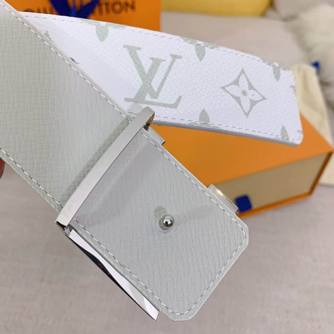 Louis Vuitton LV Initiales 40mm Reversible Belt M0713T - DesignerGu