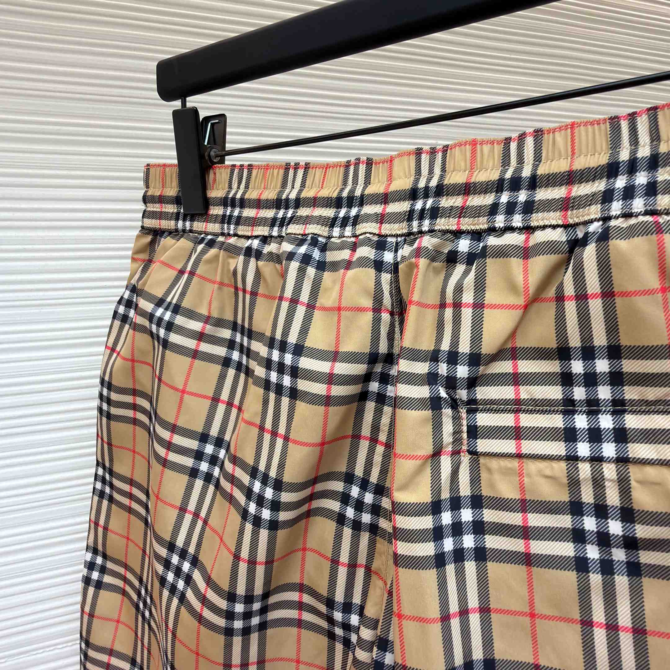 Burberry Vintage Check Short - DesignerGu