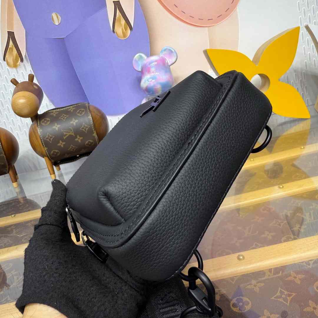 Louis Vuitton Avenue Slingbag PM   M15255 - DesignerGu
