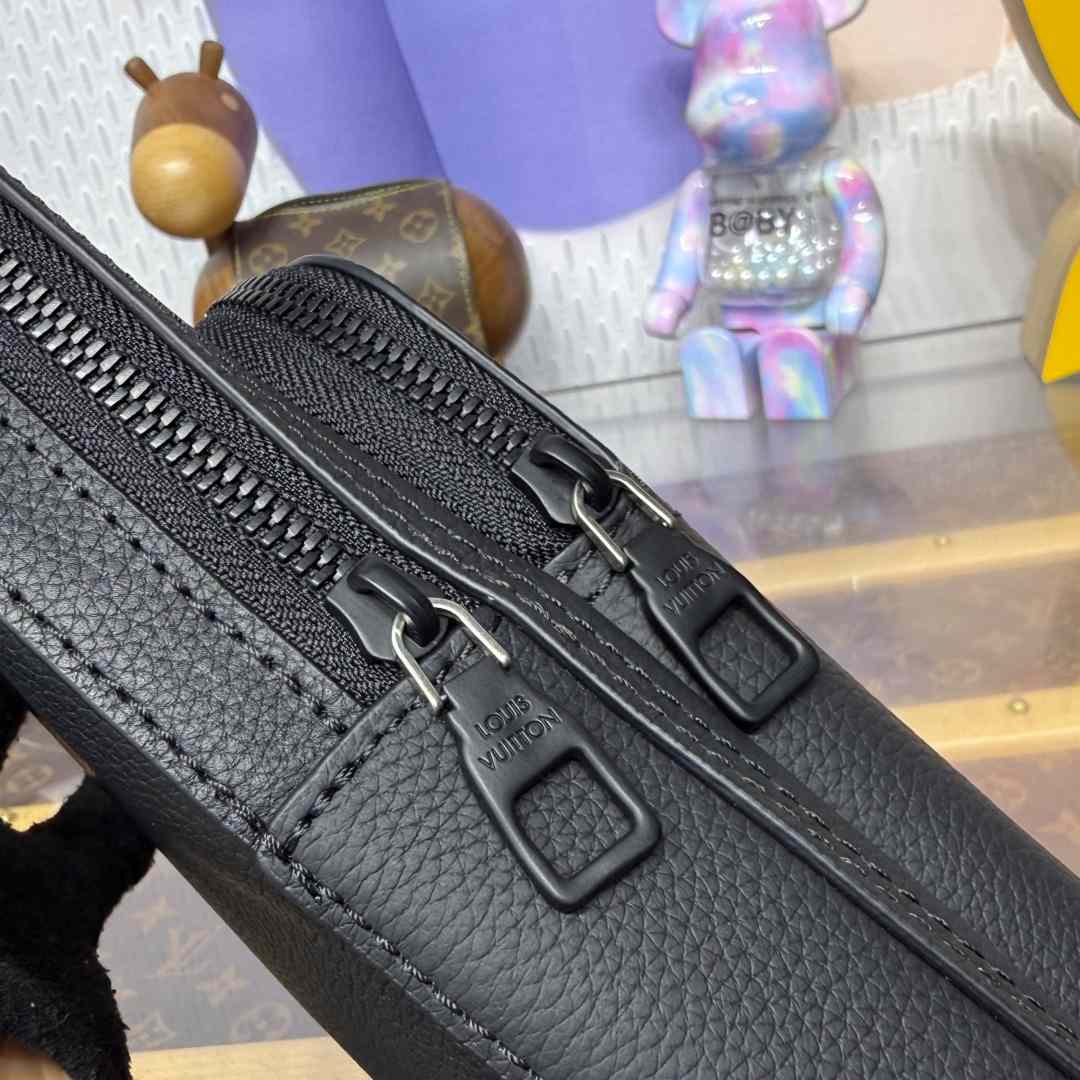 Louis Vuitton Avenue Slingbag PM   M15255 - DesignerGu