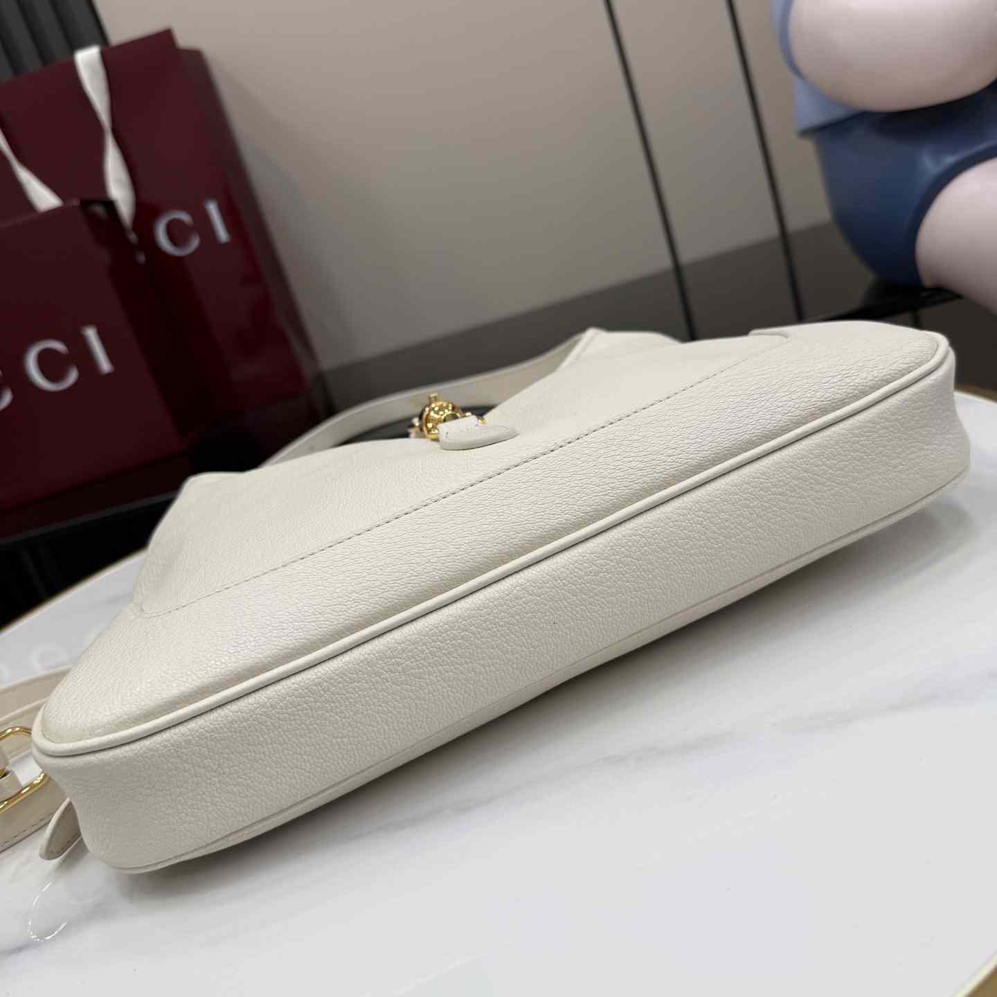 Gucci Jackie 1961 Medium Shoulder Bag 863136 - DesignerGu