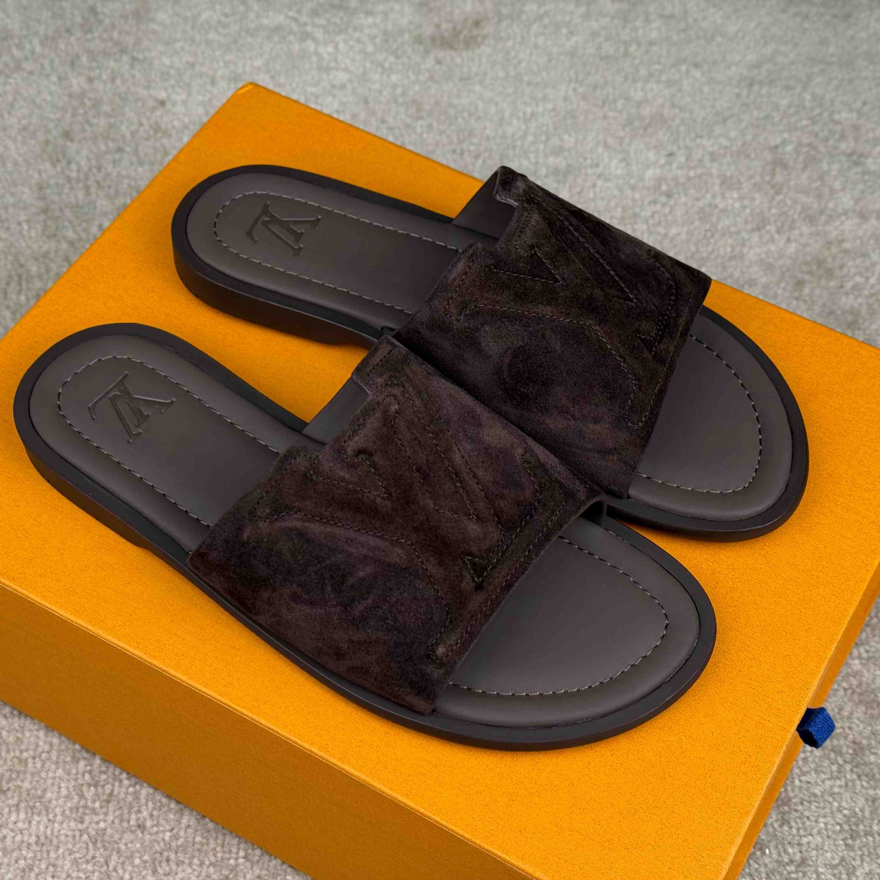Louis Vuitton LV Portofino Mule   1AK8RI - DesignerGu