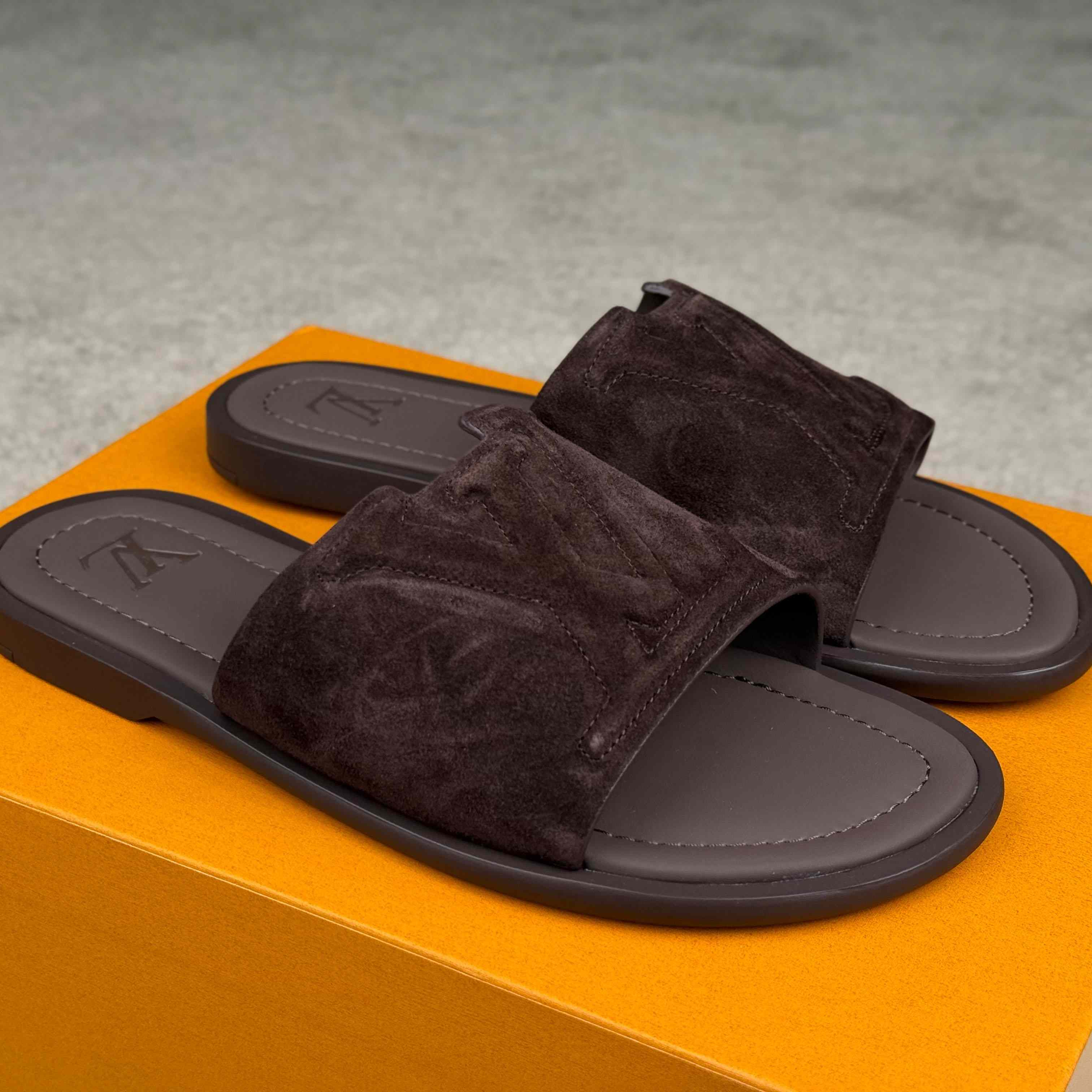 Louis Vuitton LV Portofino Mule   1AK8RI - DesignerGu